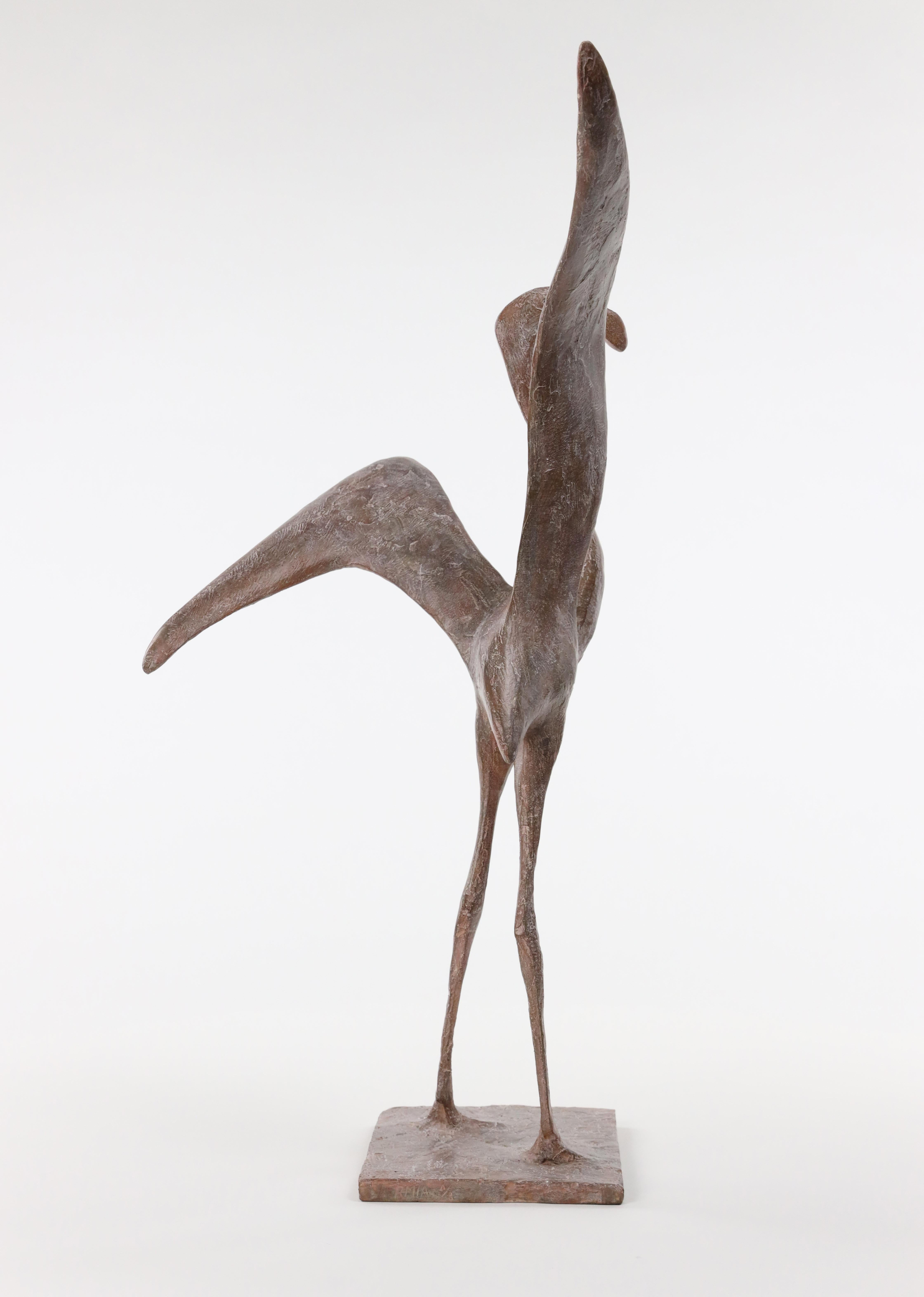 Flight VII di Pierre Yermia - Scultura animale in bronzo, uccello, patina rosa in vendita 7