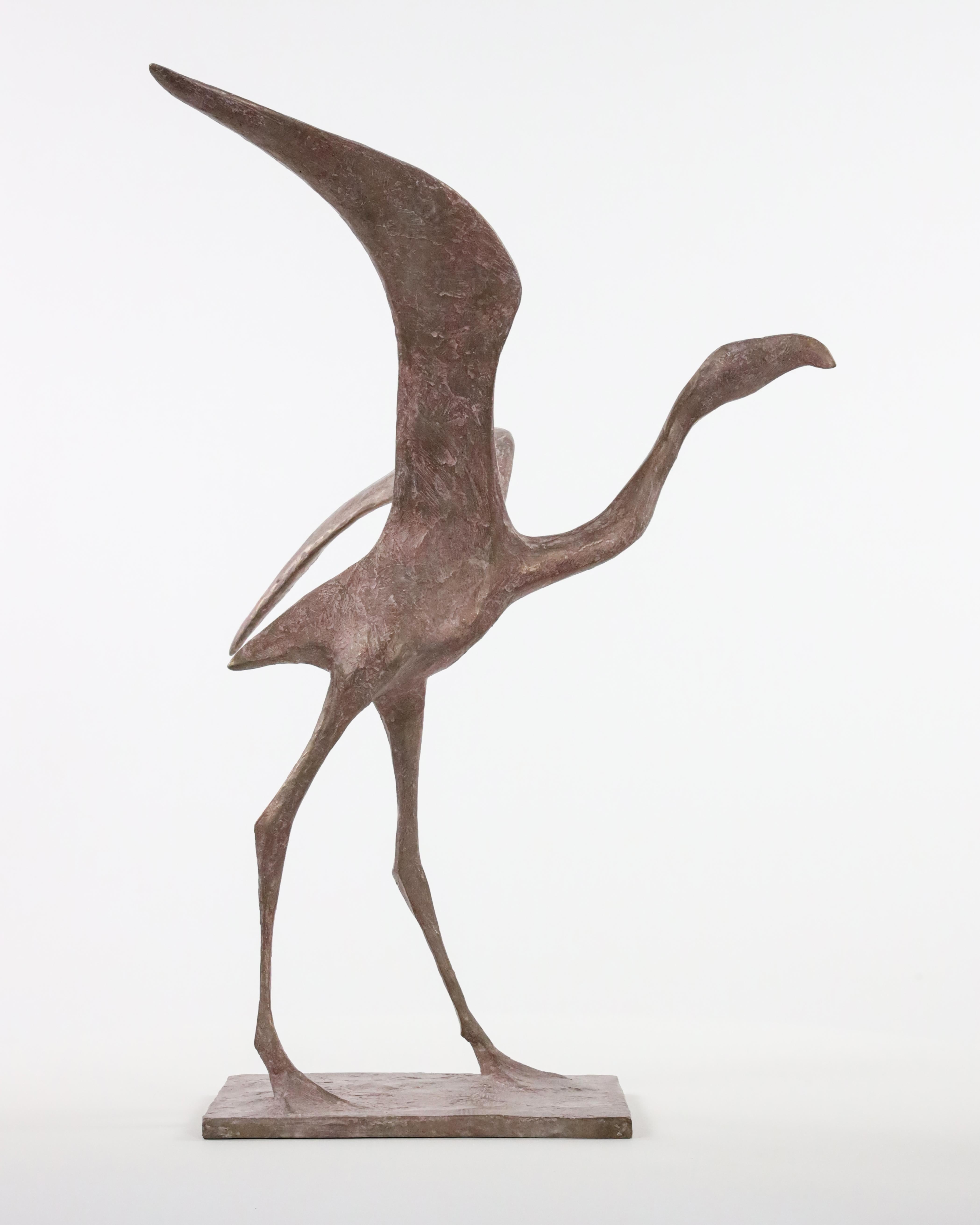 Flight VIII di Pierre Yermia - Scultura animale in bronzo, uccello, elegante, tonalità rosa in vendita 5