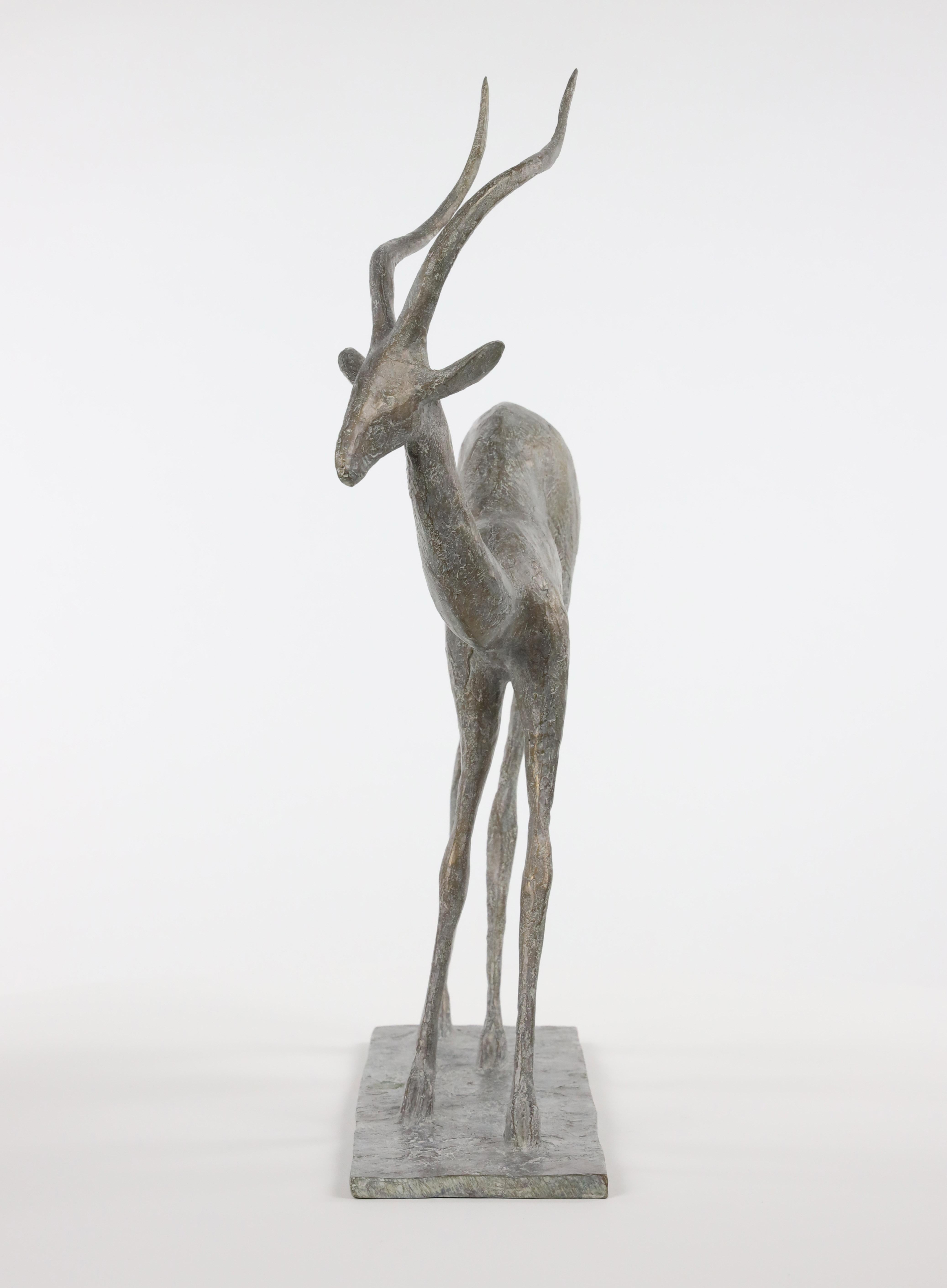 Gacela III de Pierre Yermia - Escultura animal de bronce, figurativa, color gris en venta 5