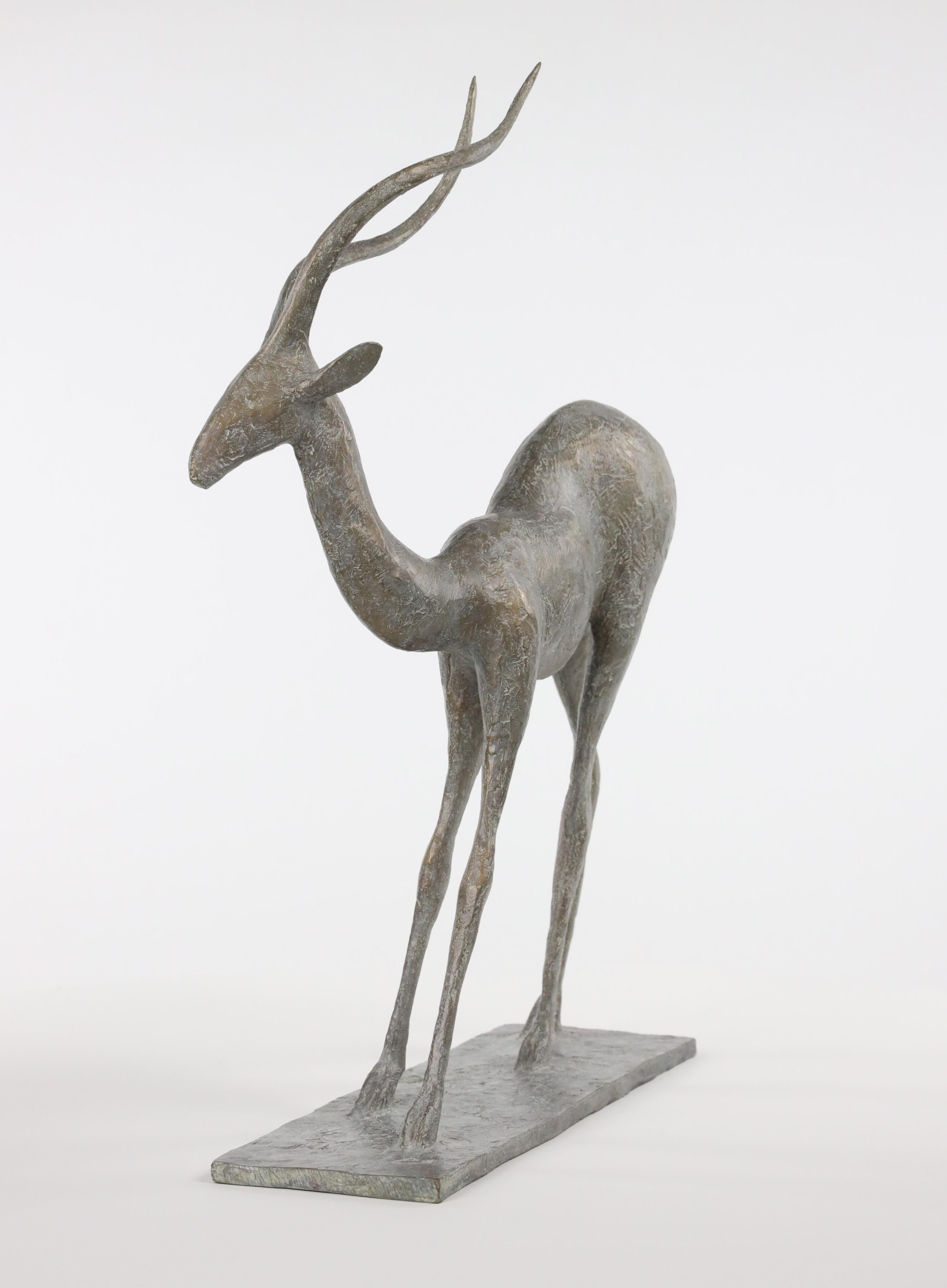 Gacela III de Pierre Yermia - Escultura animal de bronce, figurativa, color gris en venta 6