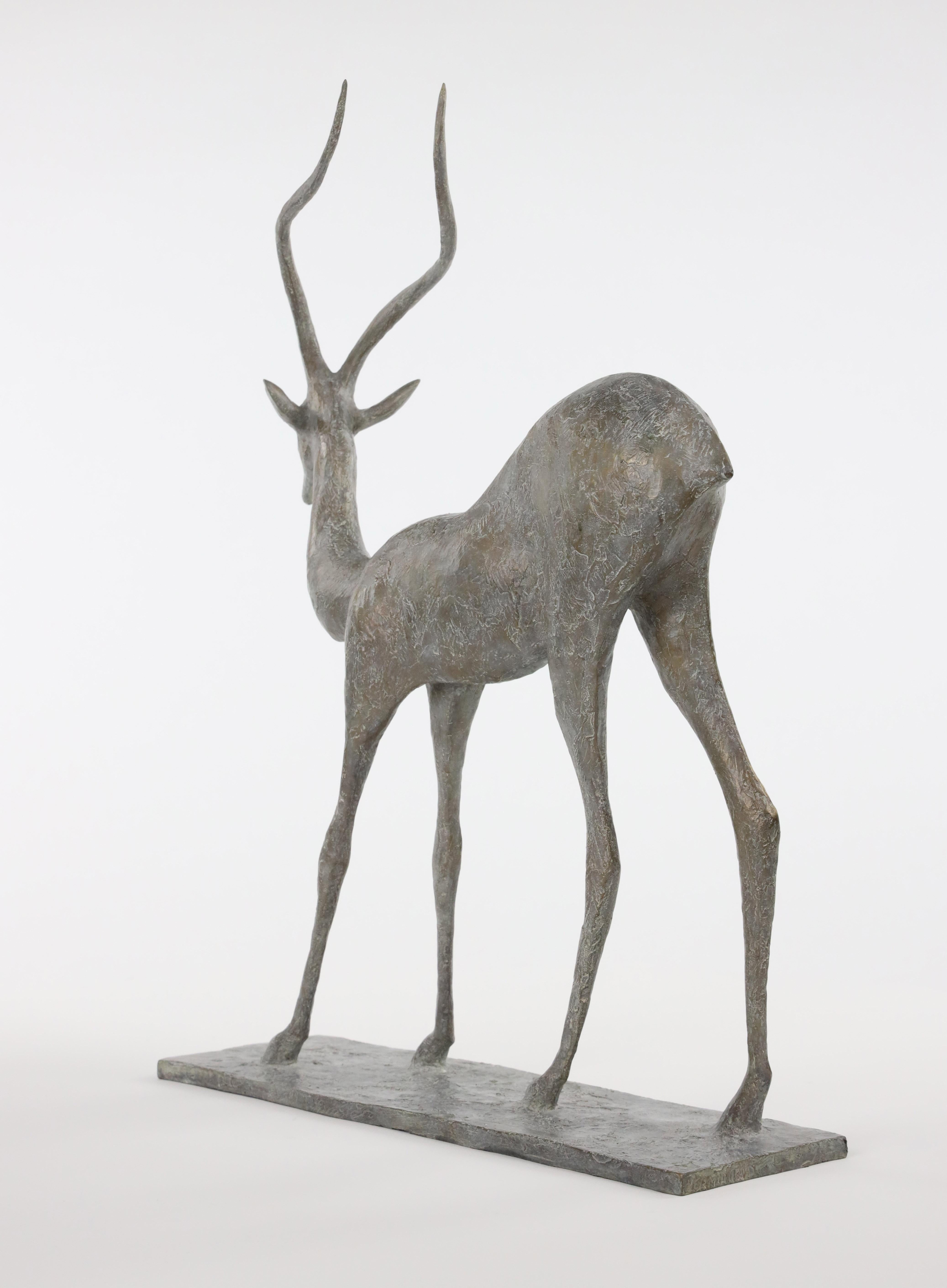 Gacela III de Pierre Yermia - Escultura animal de bronce, figurativa, color gris en venta 8