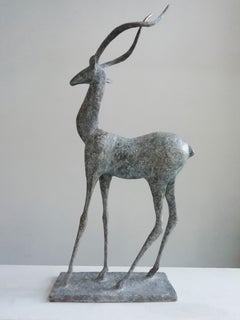Gazelle IV de Pierre Yermia - Sculpture animalière en bronze, figurative, couleur grise