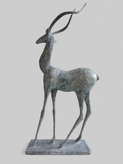 Gacela IV de Pierre Yermia - Escultura animal de bronce, figurativa, color gris