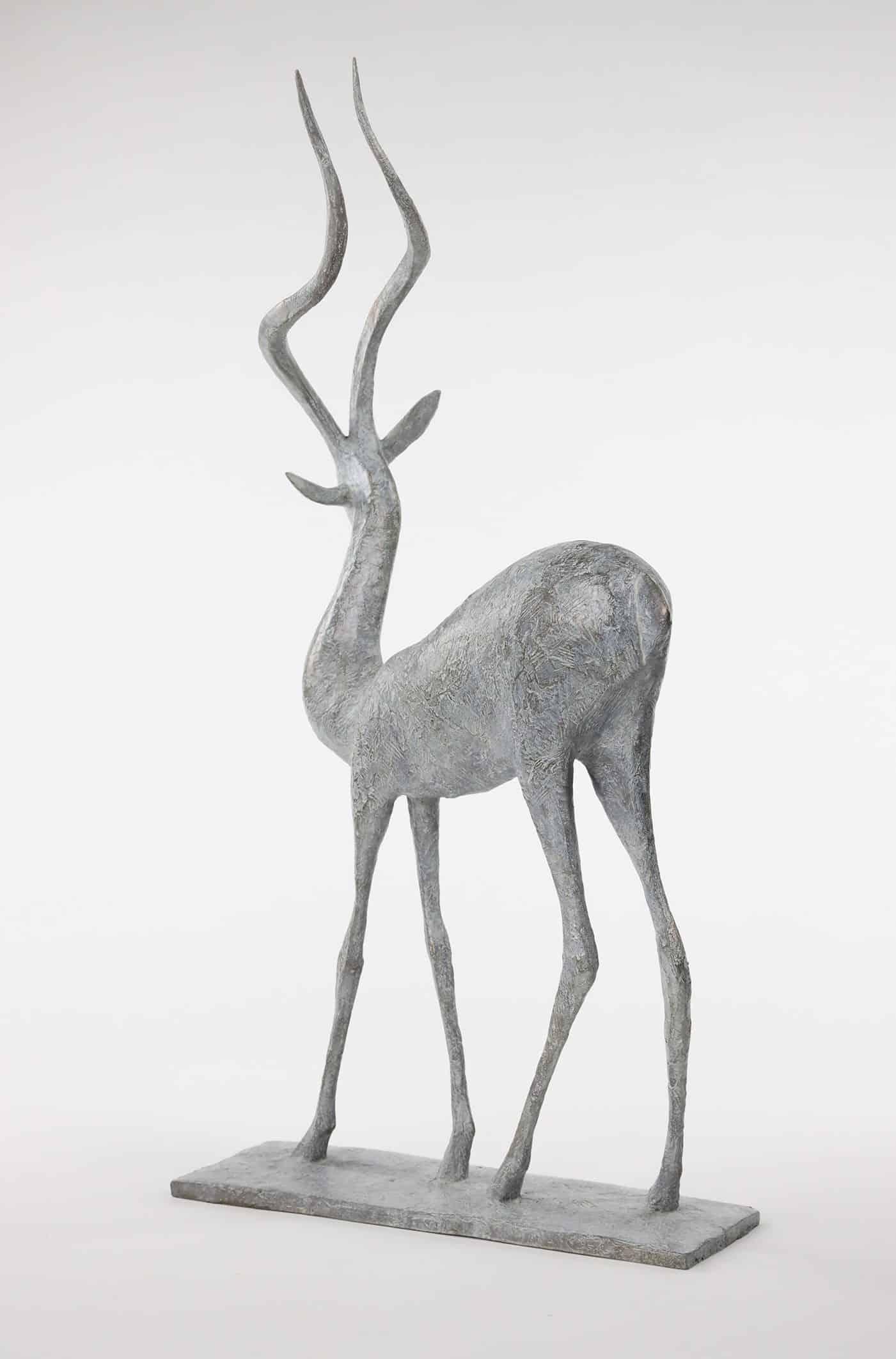 Gazelle VII de Pierre Yermia - Sculpture en bronze - Animaux, figuratif, élégant en vente 3