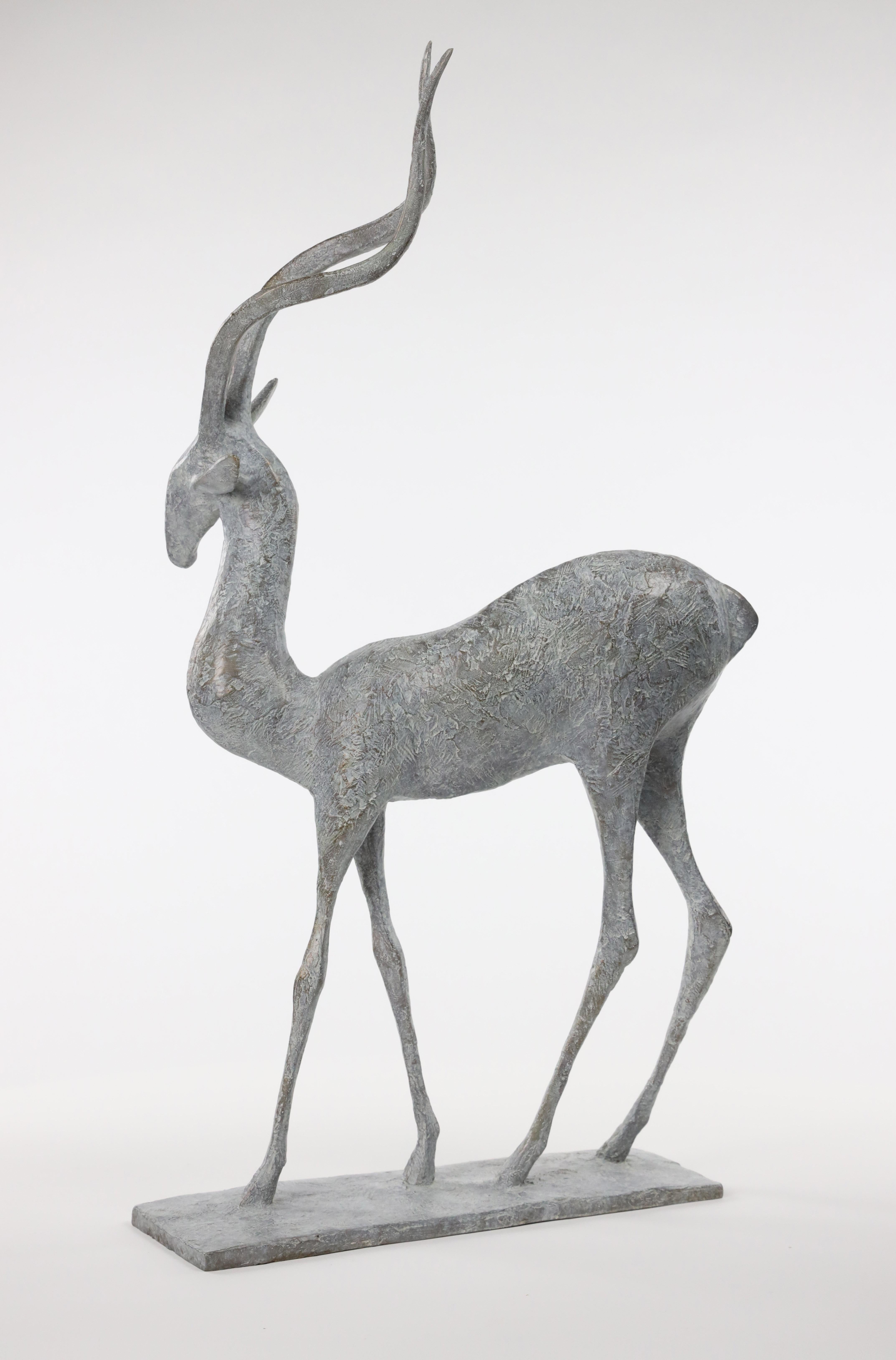 Gacela VII de Pierre Yermia - Escultura animal en bronce, figurativa, elegante en venta 7