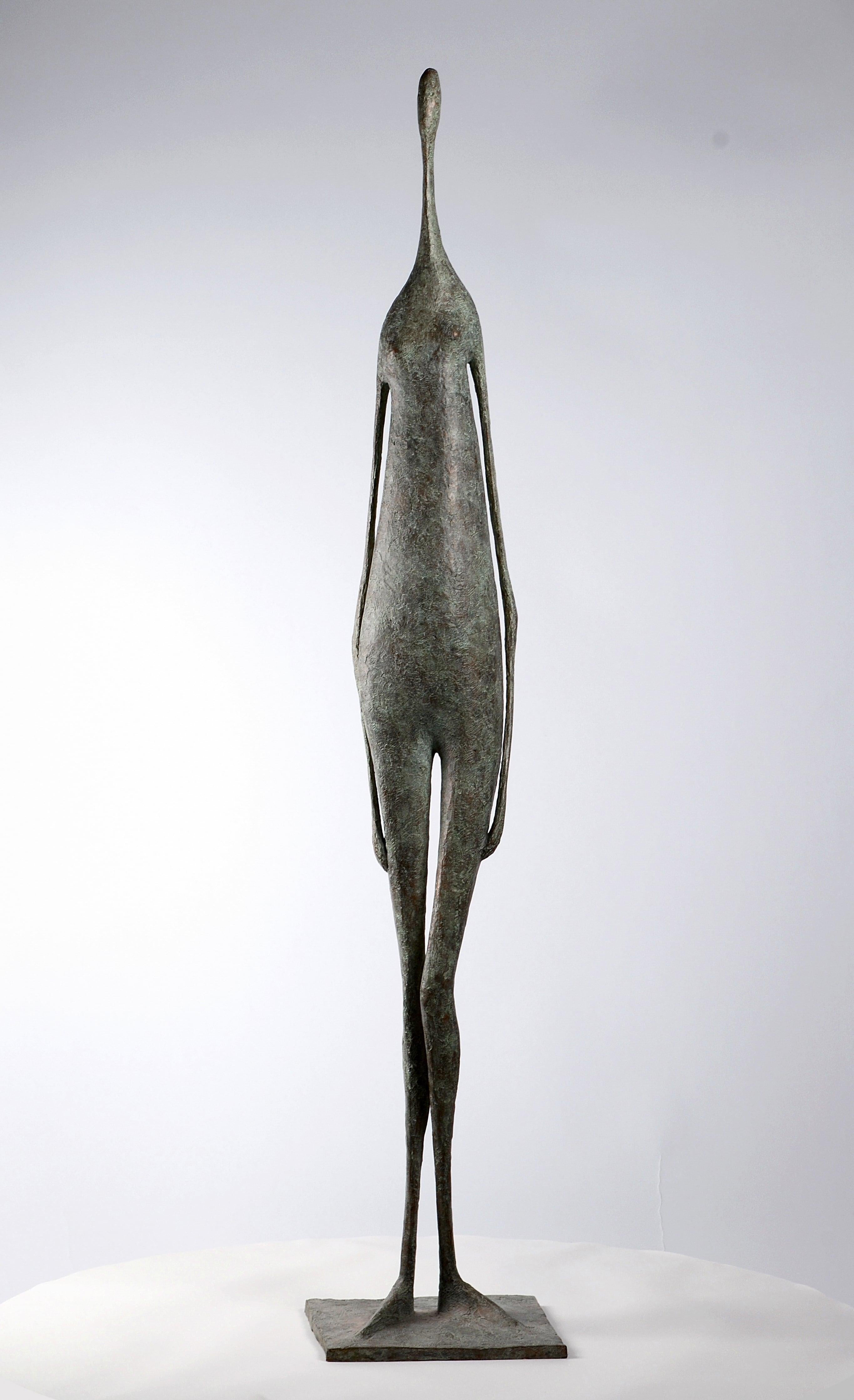 Gran figura de pie II es una escultura de bronce del artista contemporáneo francés Pierre Yermia, de dimensiones 140 × 26 × 24 cm. 
La escultura está firmada y numerada, forma parte de una edición limitada de 8 ediciones + 4 pruebas de artista, y se