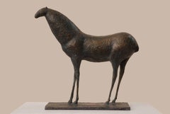 Horse IX di Pierre Yermia - Scultura animale in bronzo, elegante, patina scura, curva