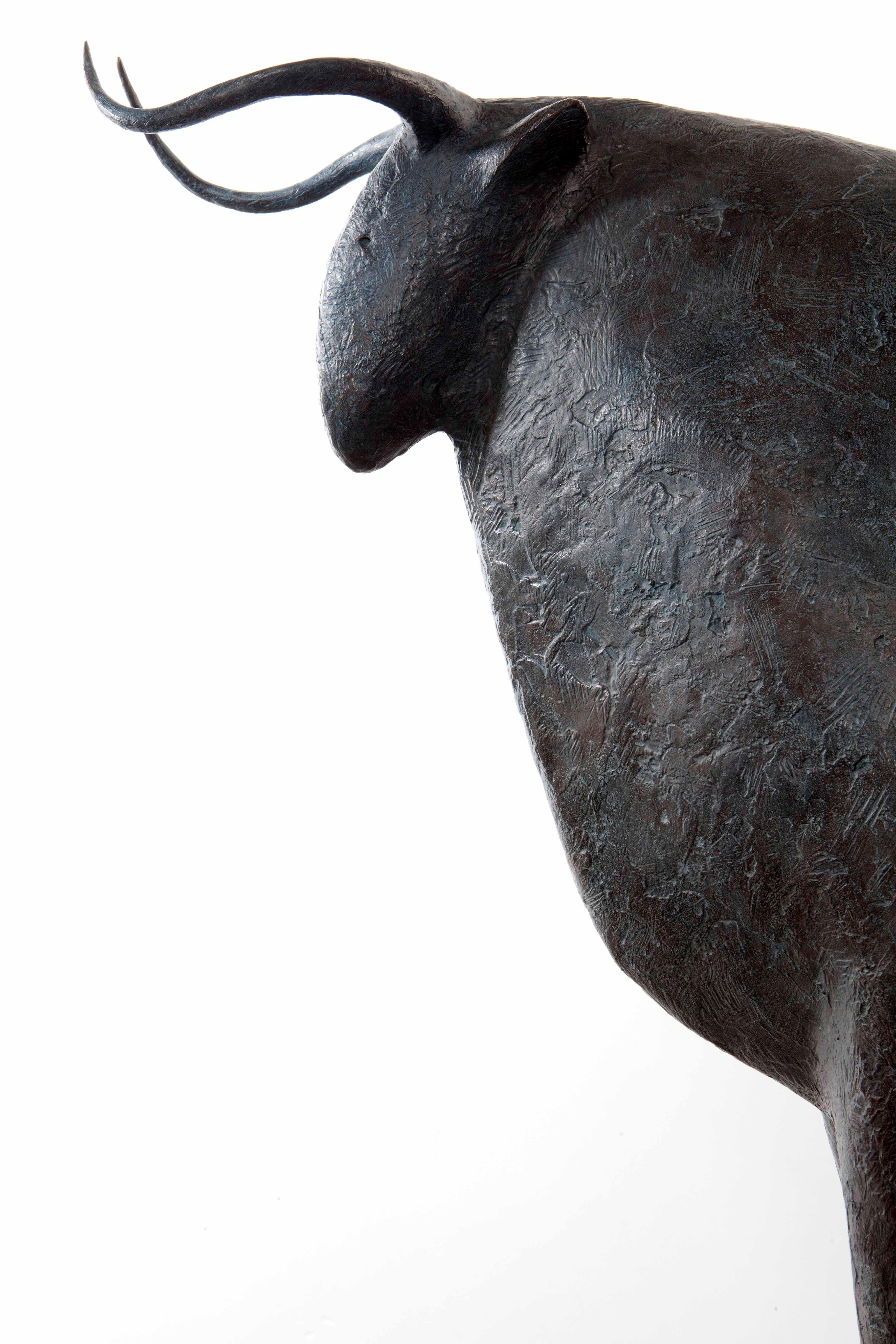 Large Bull by Pierre Yermia - Animal Bronze Sculpture, large size, outdoor For Sale 1