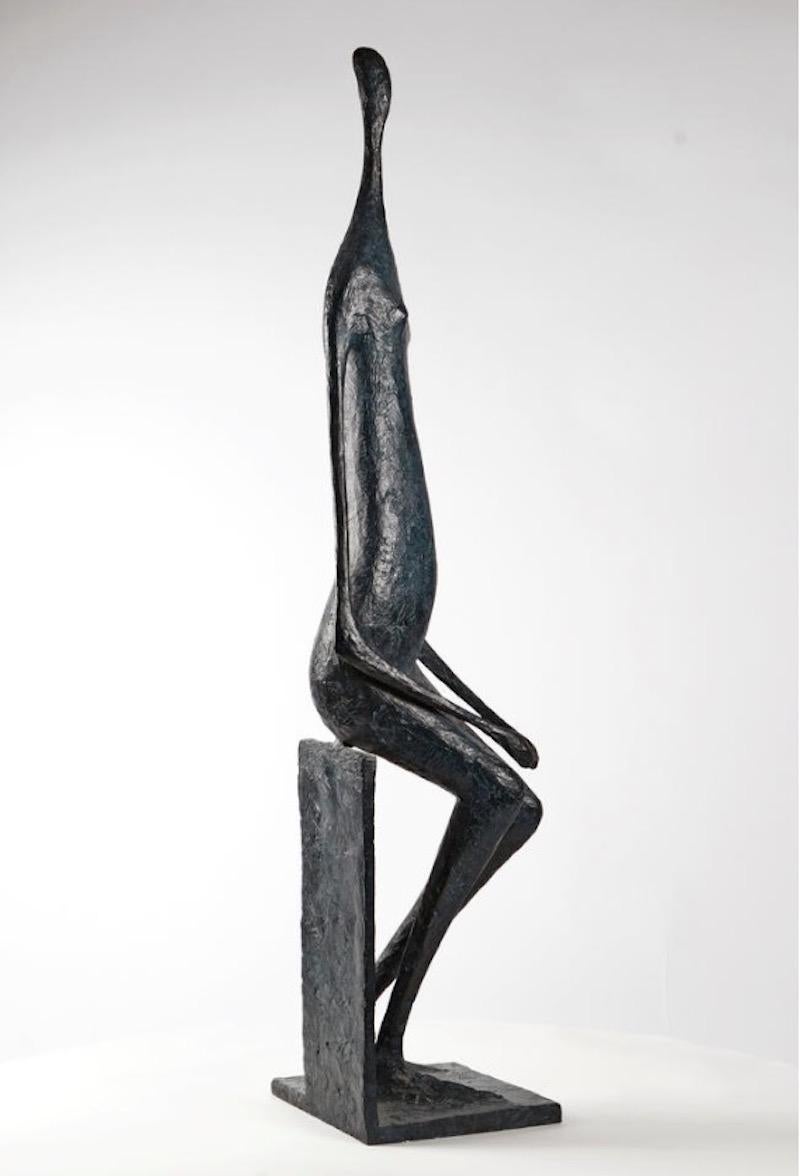 Große sitzende Figur I von Pierre Yermia - Skulptur aus Bronze, Frau im Angebot 5