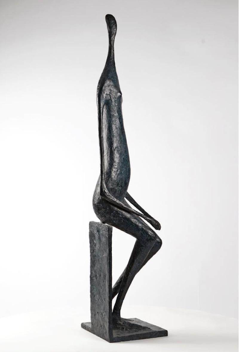 Grande figurine assise I de Pierre Yermia - sculpture contemporaine en bronze en vente 5