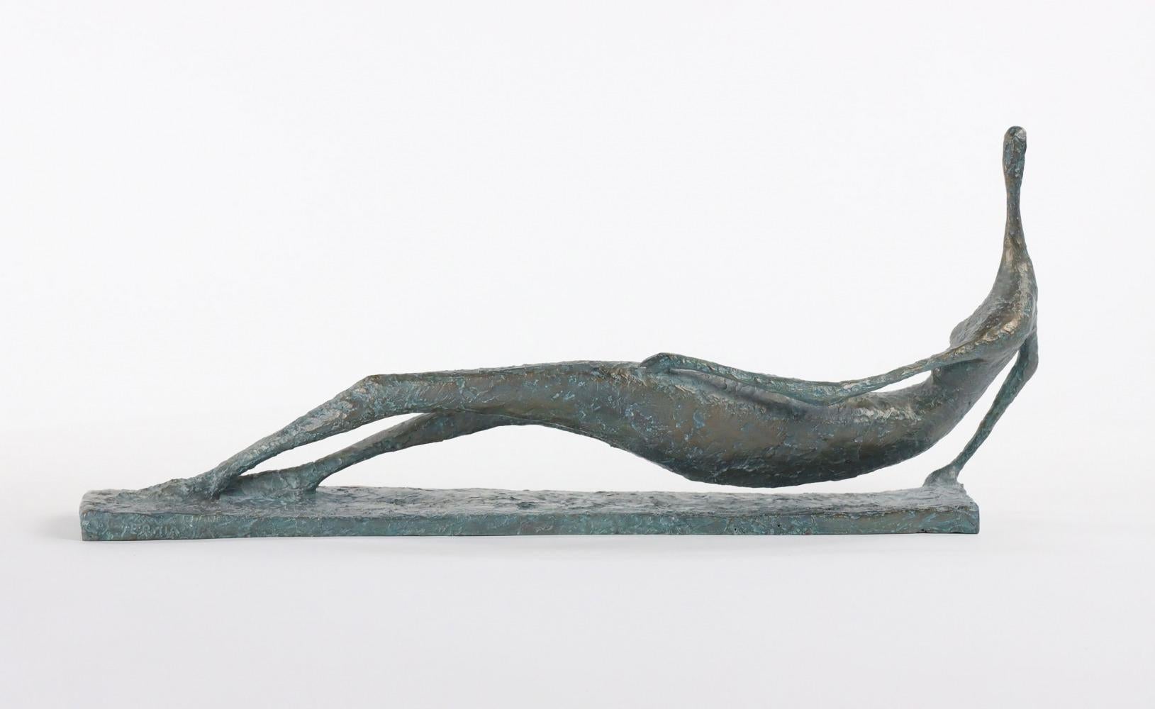 Lying Figure V by Pierre Yermia - Contemporary bronze sculpture, nude woman en venta 2