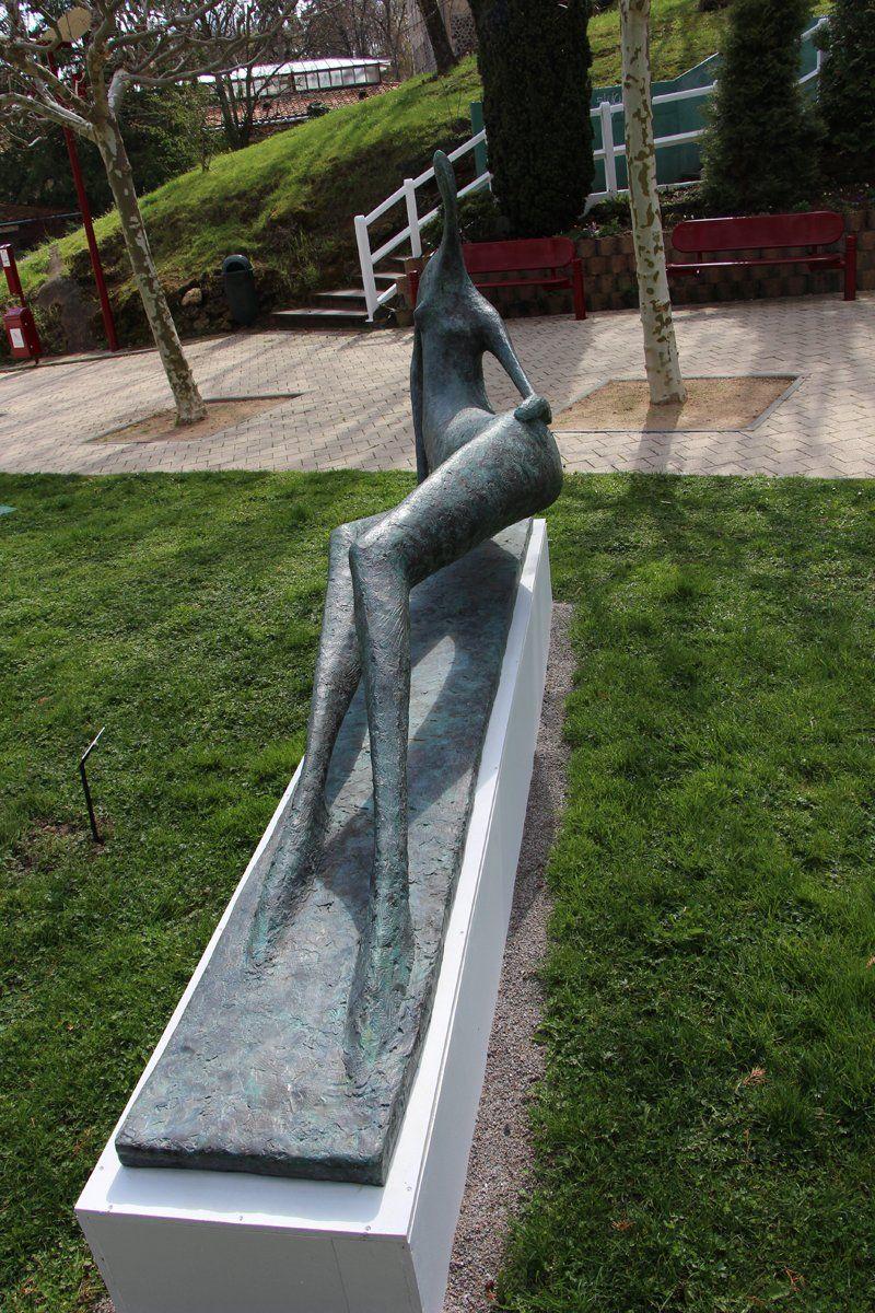 Monumental Lying Figure by Pierre Yermia - Large bronze sculpture, nude torso 1