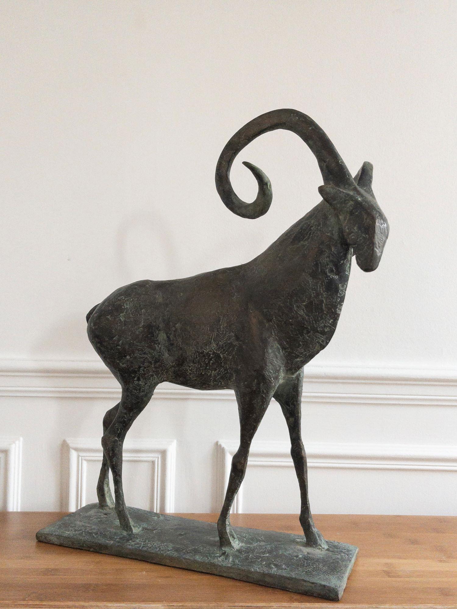 Mouflon I di Pierre Yermia - Scultura animale in bronzo, figurativa, colore grigio in vendita 6