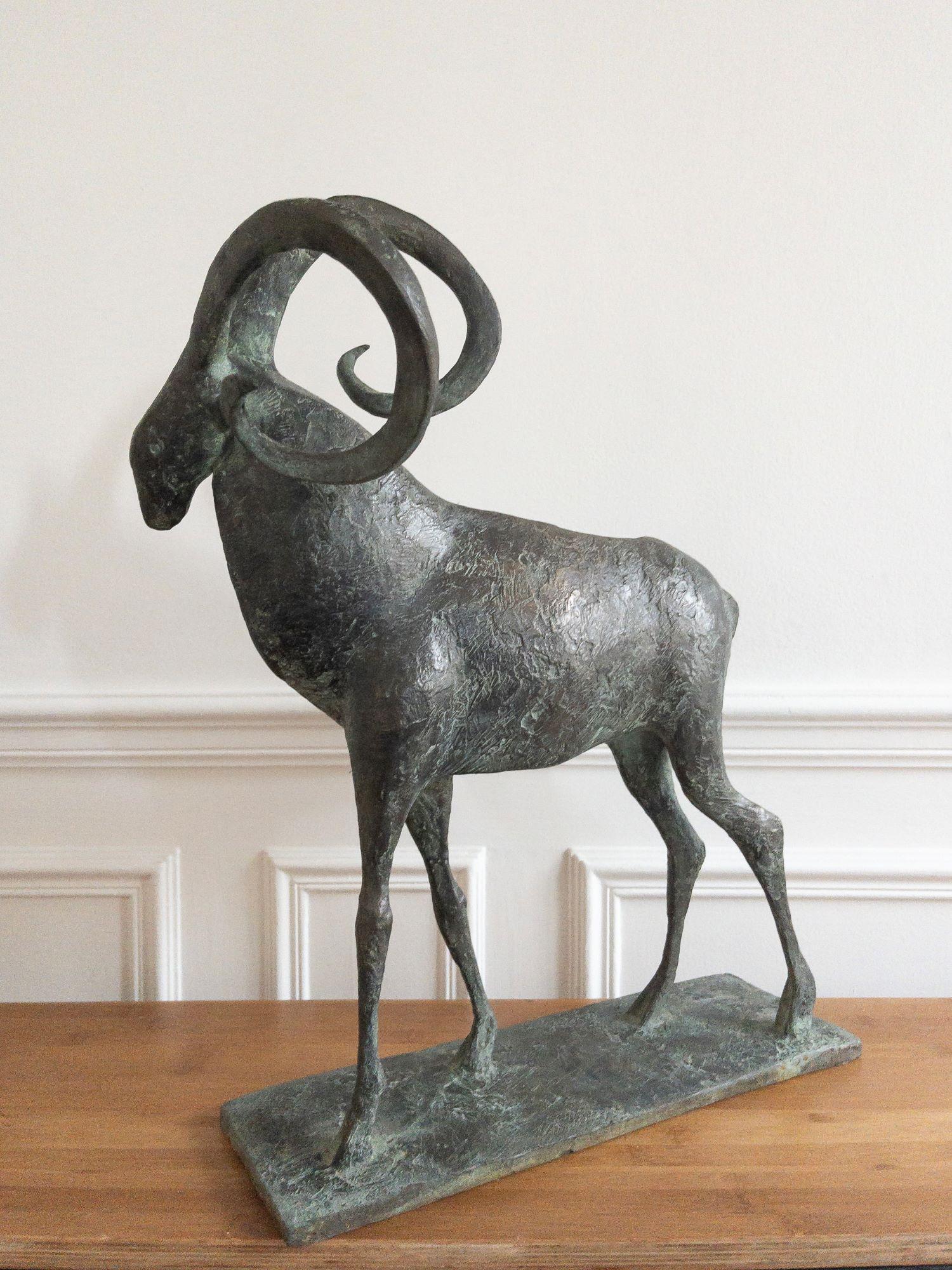 Mouflon I by Pierre Yermia - Animal bronze sculpture, figurative, grey colour For Sale 7