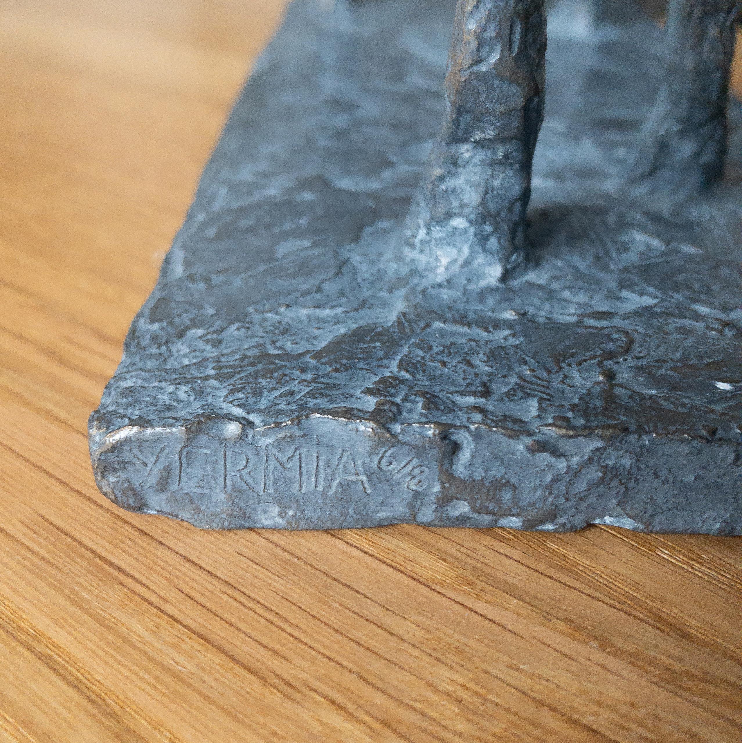 Piccolo cavallo II di Pierre Yermia - Scultura animale in bronzo, elegante, libera e selvaggia in vendita 16