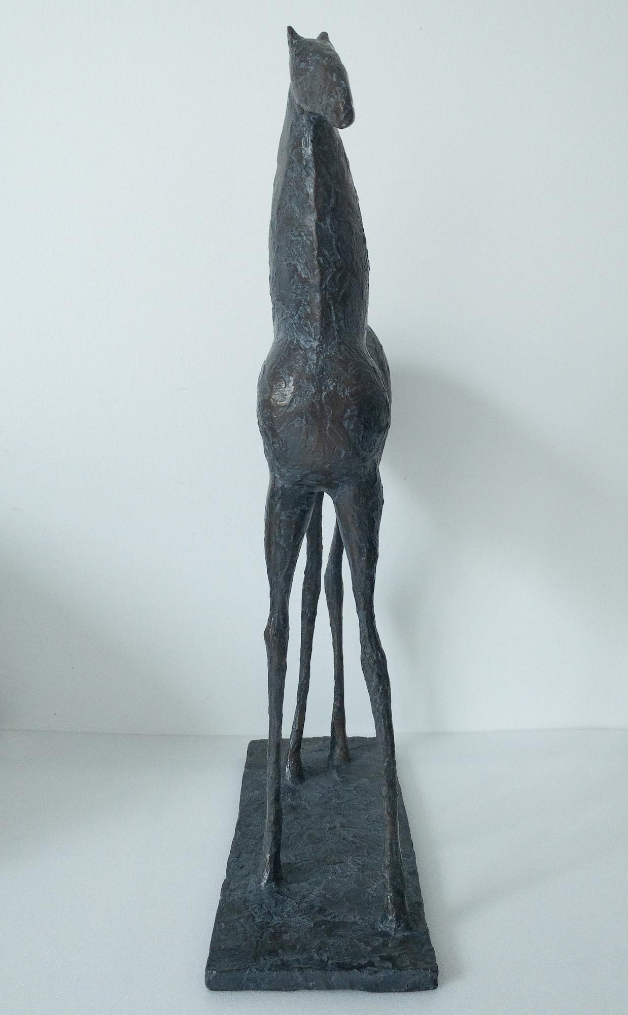 Piccolo cavallo II di Pierre Yermia - Scultura animale in bronzo, elegante, libera e selvaggia in vendita 8