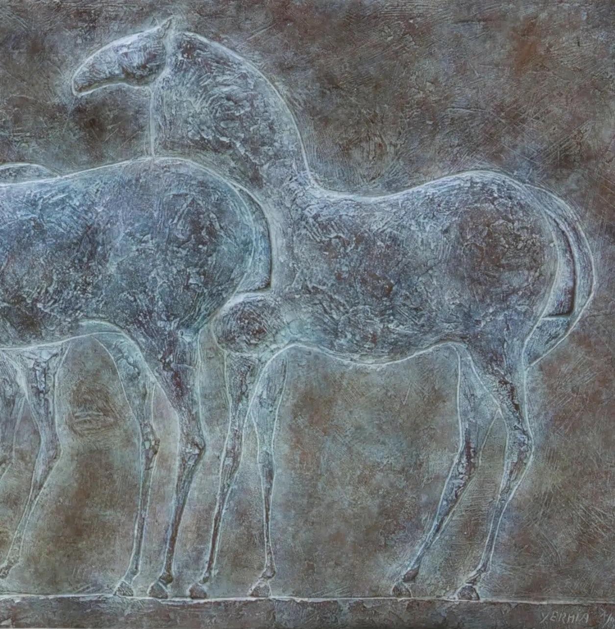 Trois chevaux par Pierre Yermia - Sculpture animalière, bas-relief en bronze, patine bleue en vente 6
