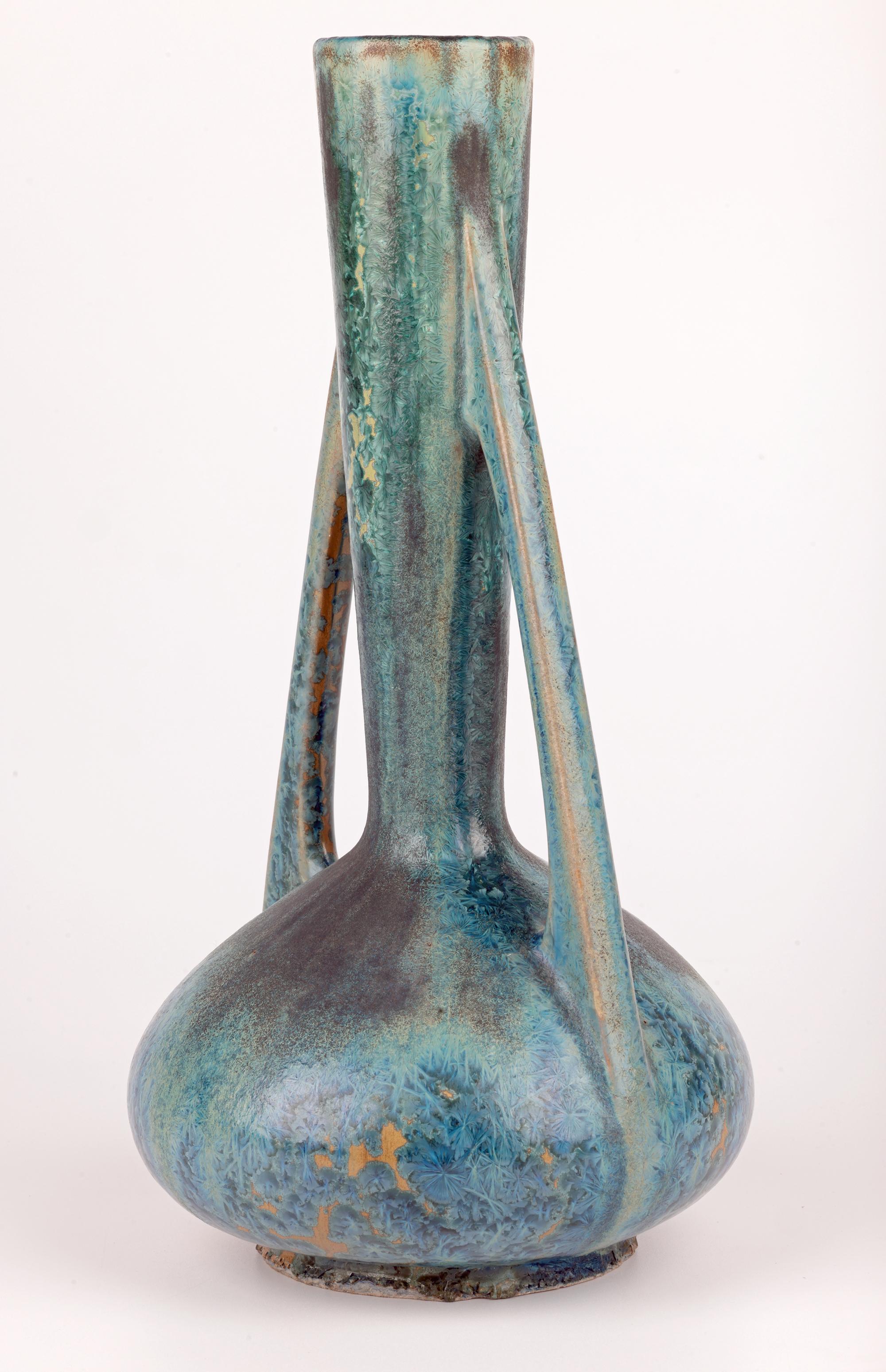 Pierrefonds Französisch Art Deco Blau kristalline glasierte Art Pottery Vase im Angebot 7