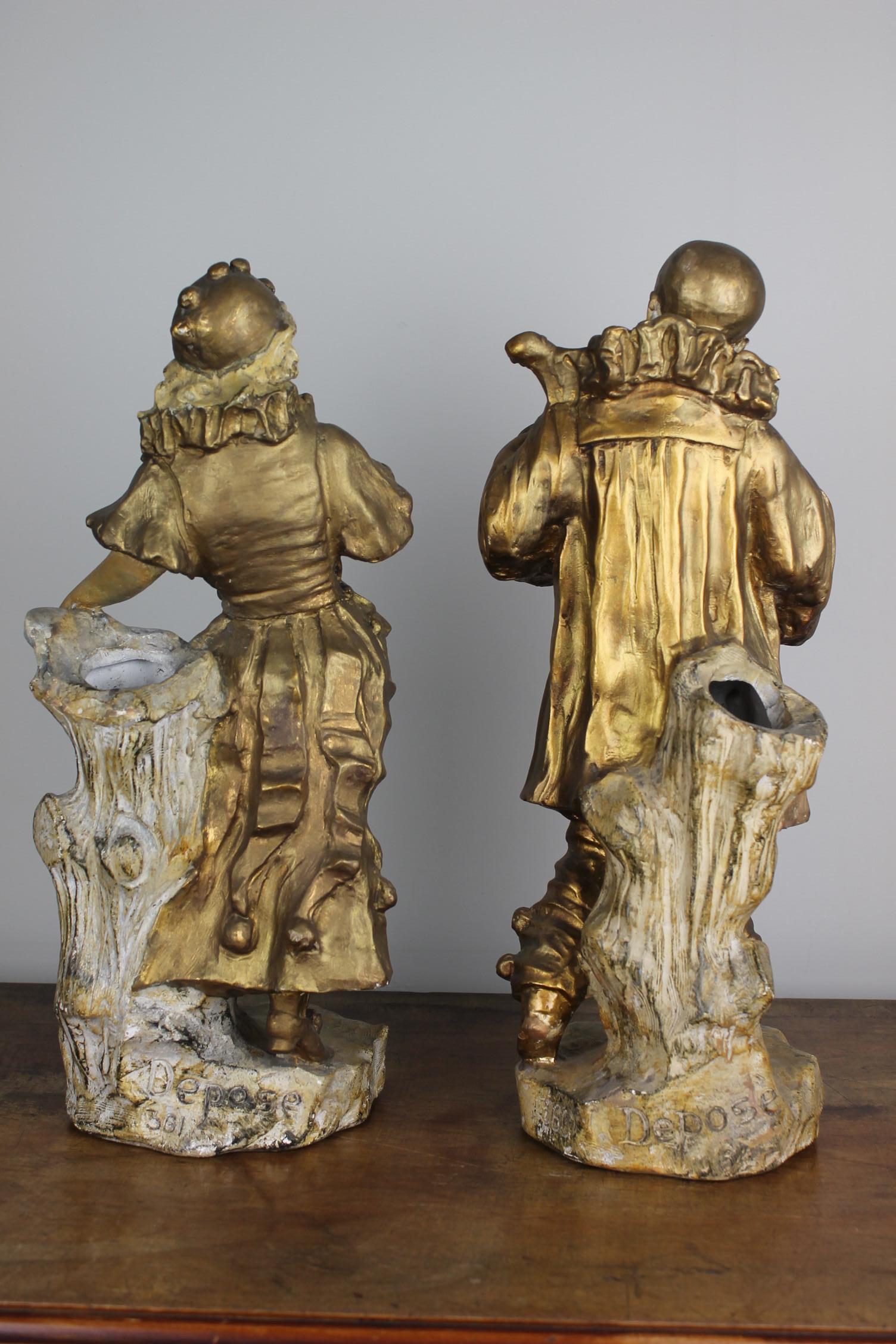 Pierrot et Colombine Sculptures , Patinated Vases, France, Early 20th Century For Sale 5