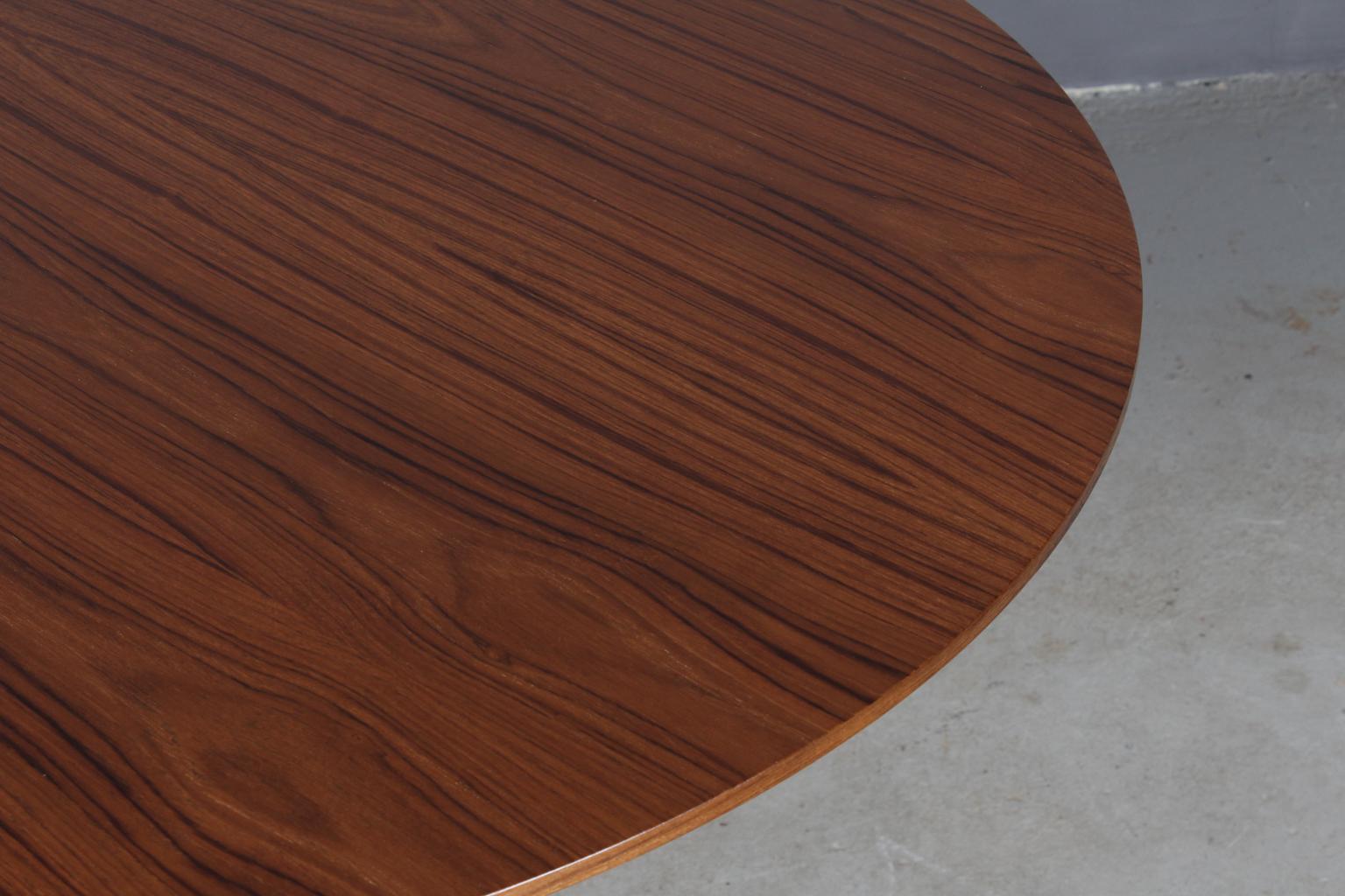 Piet Hein & Arne Jacobsen, Café Table In Excellent Condition In Esbjerg, DK