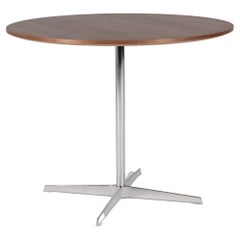 Piet Hein & Arne Jacobsen, Café Table