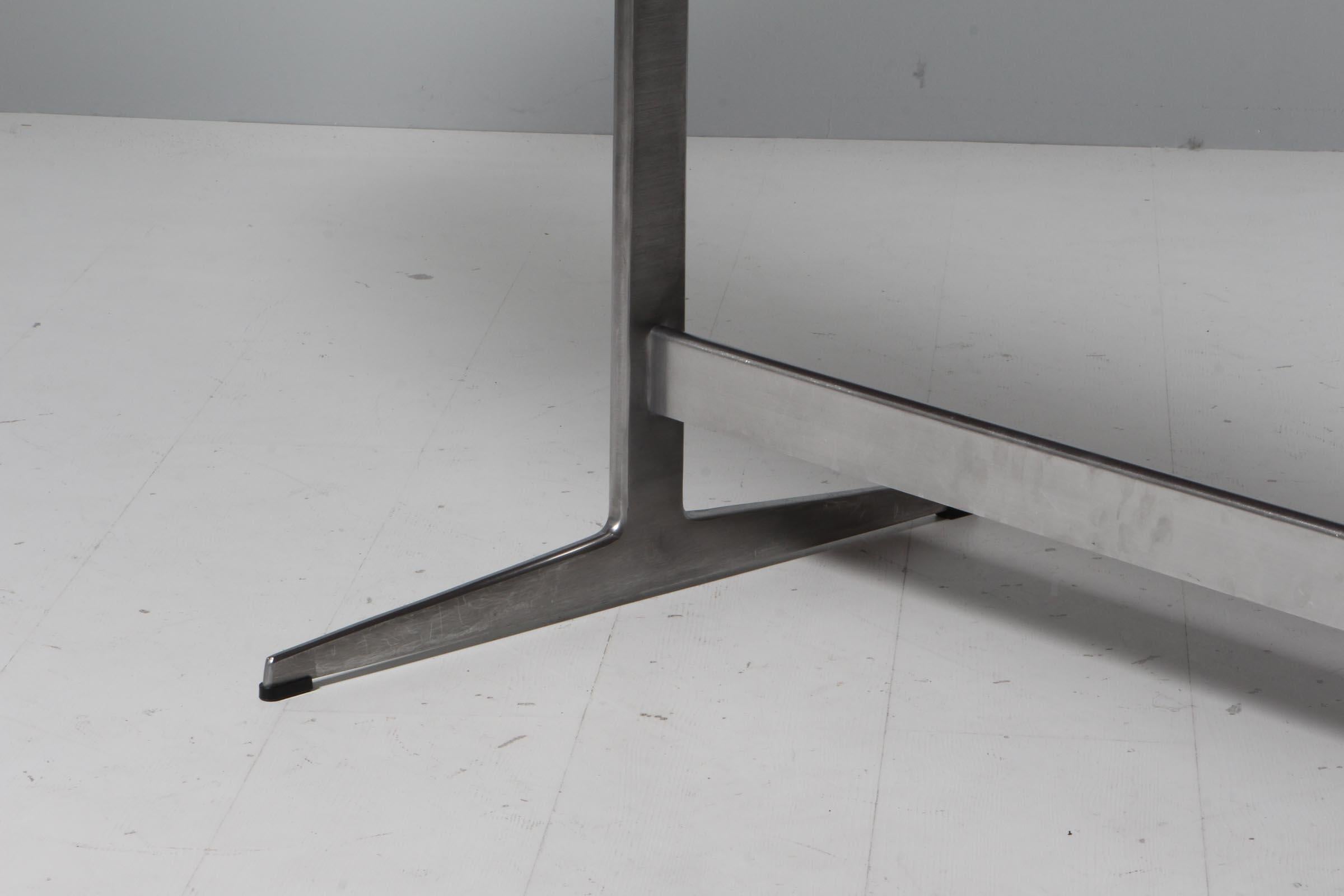 Late 20th Century Piet Hein & Arne Jacobsen dining table fenix laminate and walnut For Sale