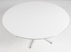 Piet Hein & Arne Jacobsen, runder Couchtisch