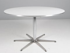 Piet Hein & Arne Jacobsen, round Dining Table