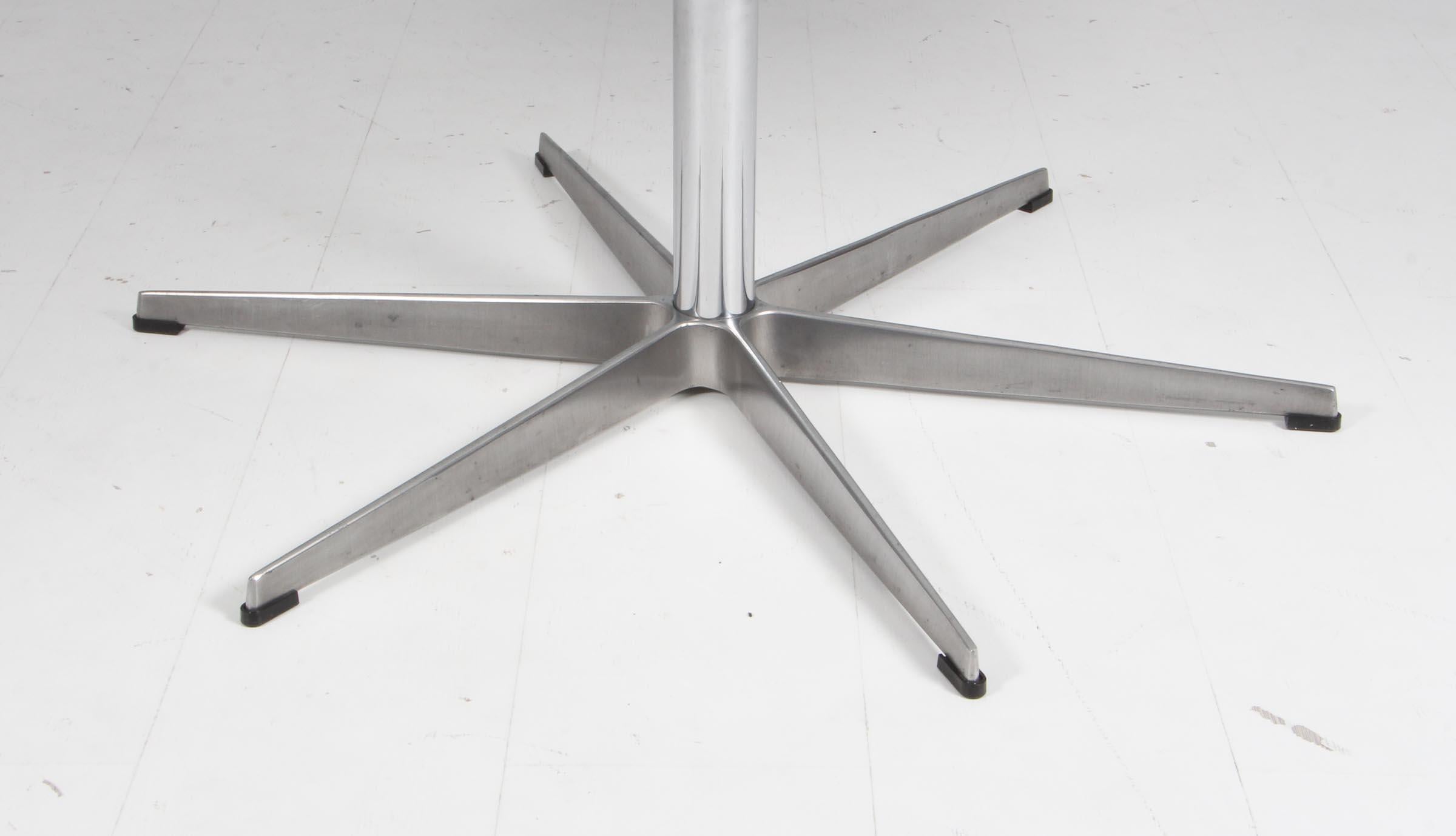 Danish Piet Hein & Arne Jacobsen, supercircular Dining Table For Sale