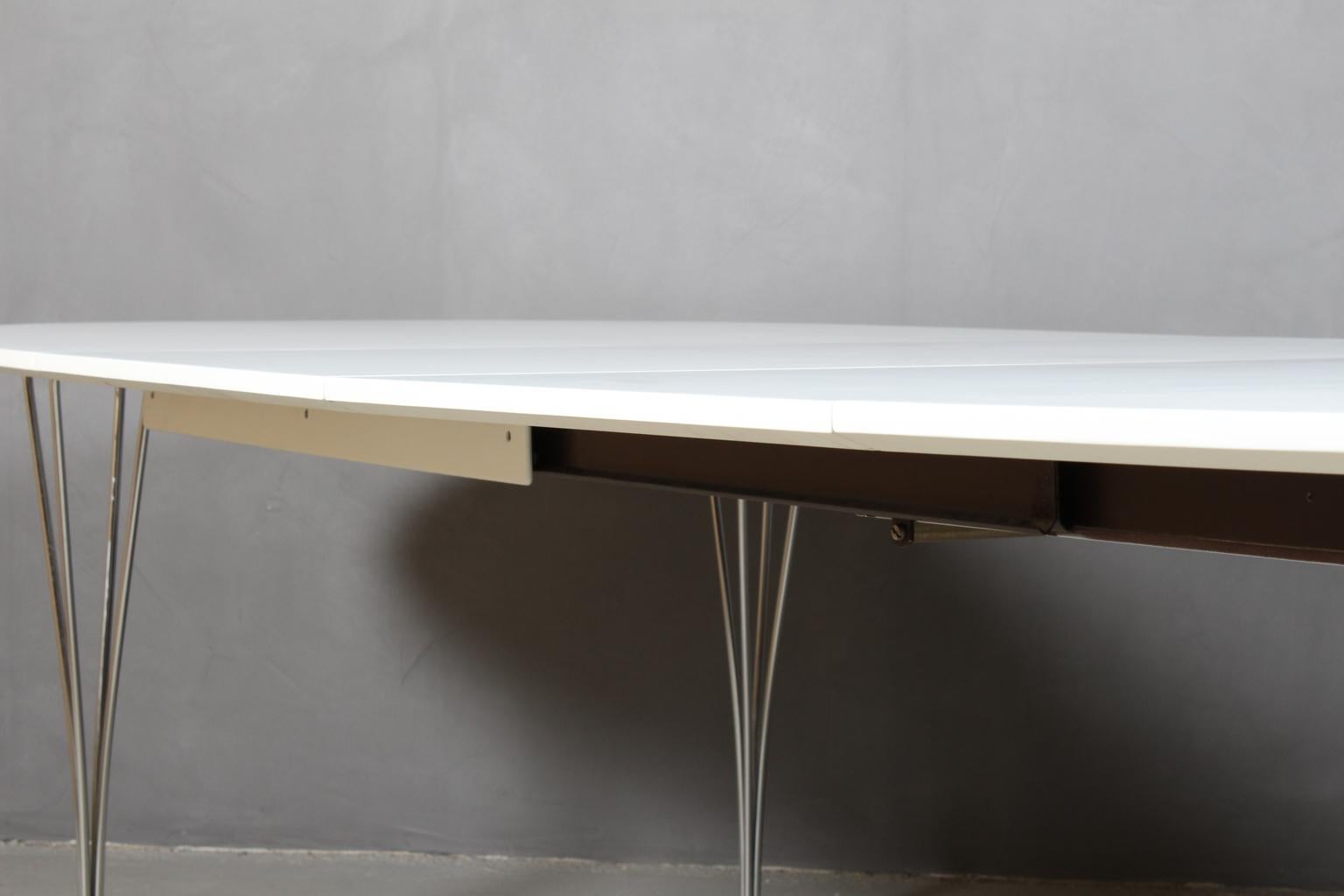 Piet Hein & Bruno Mathsson Dining Table with 2 Extension Leafs Super Elipse In Excellent Condition For Sale In Esbjerg, DK