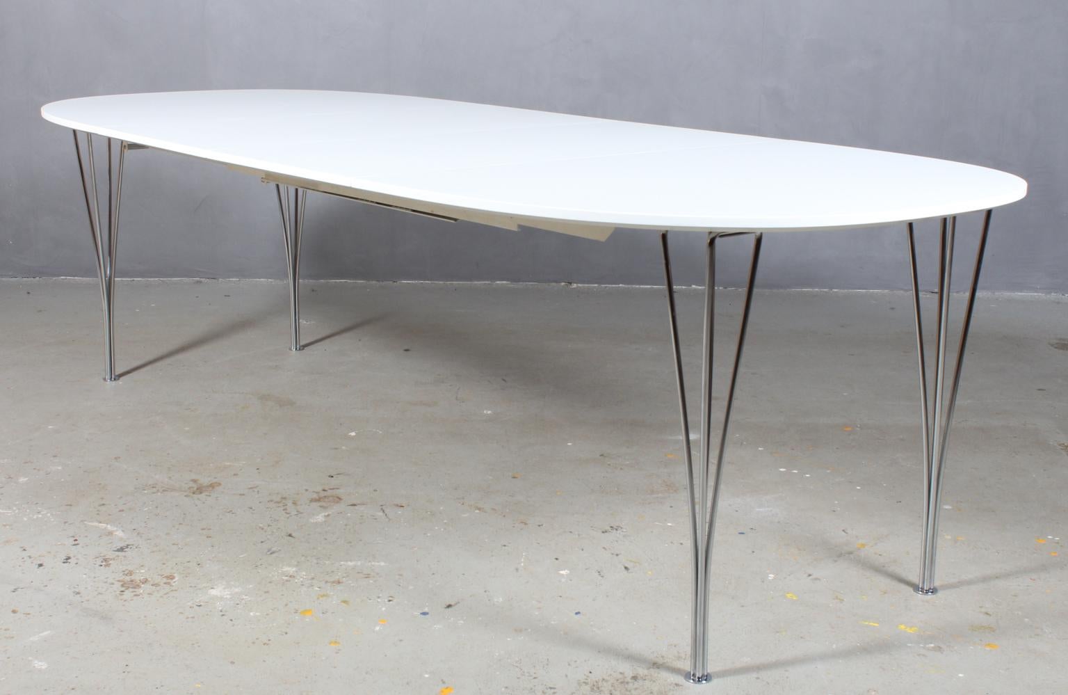 Piet Hein & Bruno Mathsson Dining Table with 2 Extension Leafs Super Elipse In Excellent Condition For Sale In Esbjerg, DK
