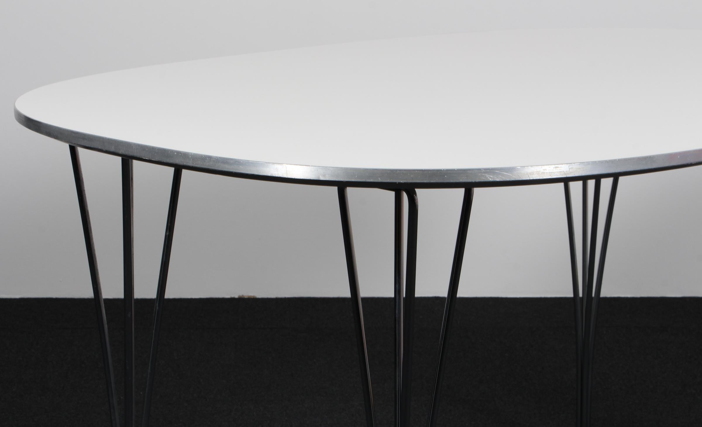 Piet Hein & Bruno Mathsson Ellipse Dining Table, laminate Bon état - En vente à Esbjerg, DK