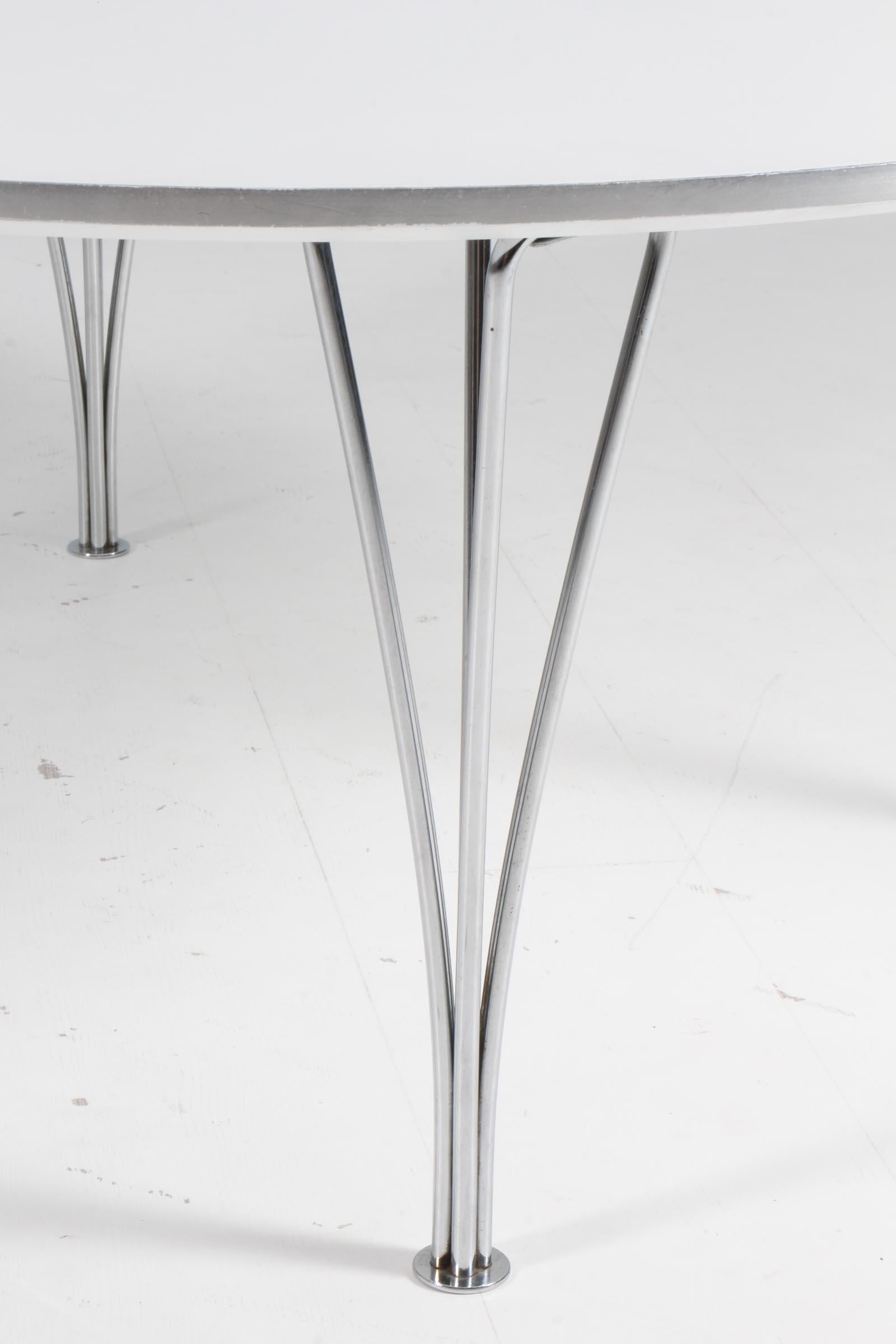 Scandinave moderne Table basse ronde Piet Hein & Bruno Mathsson en vente