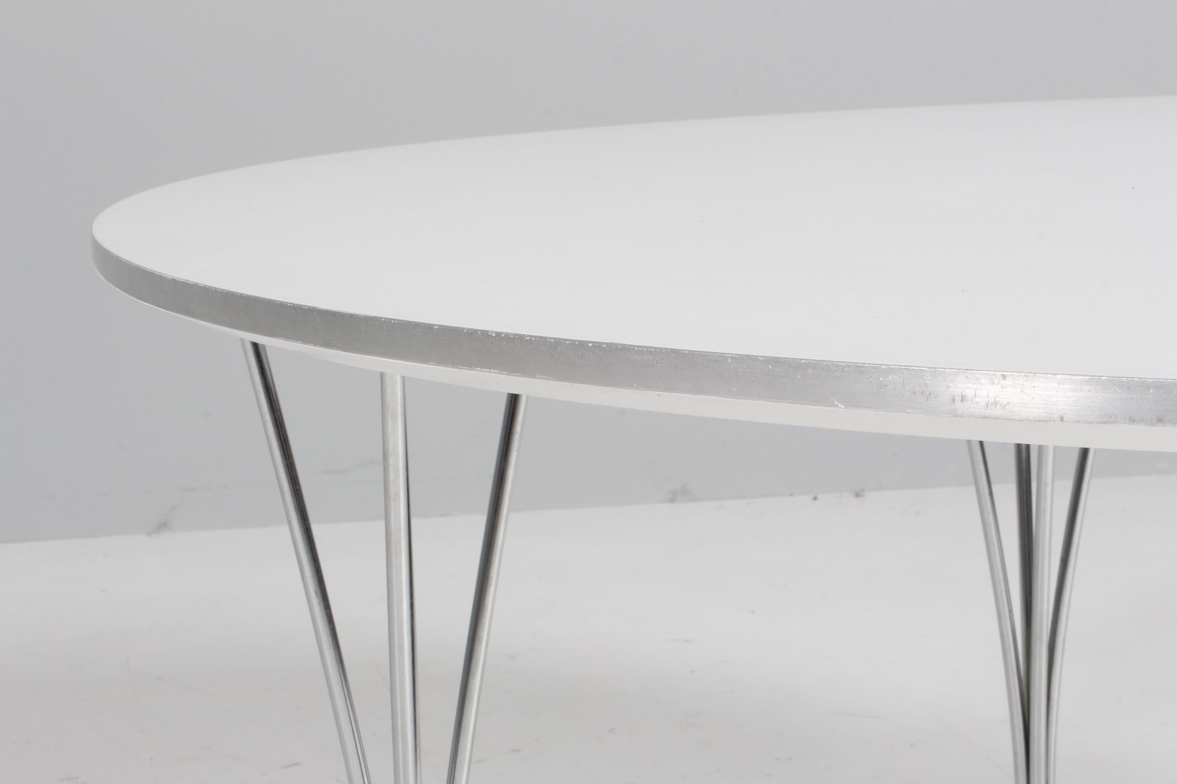Danois Table basse ronde Piet Hein & Bruno Mathsson en vente