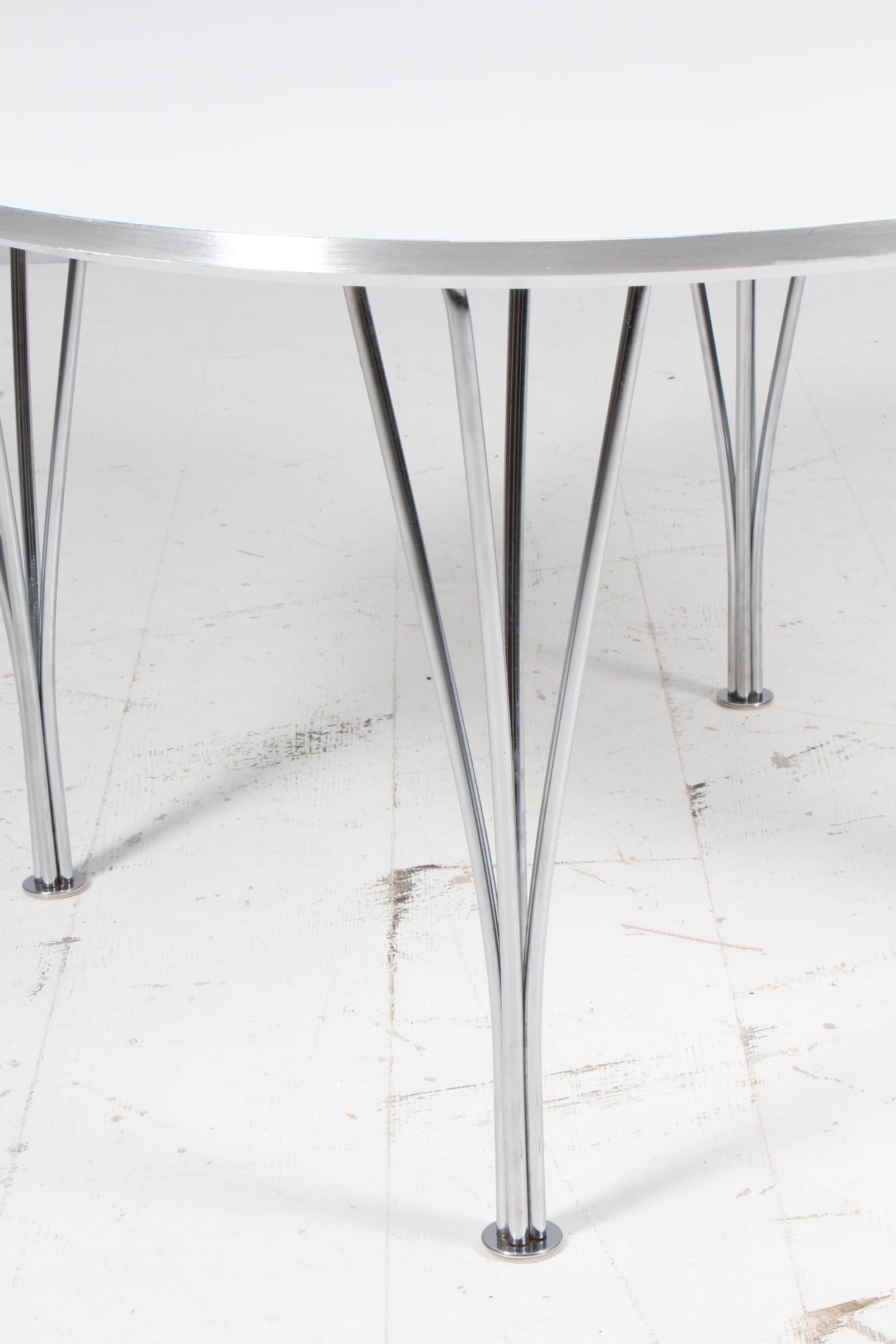 Piet Hein & Bruno Mathsson, round coffee Table In Excellent Condition For Sale In Esbjerg, DK