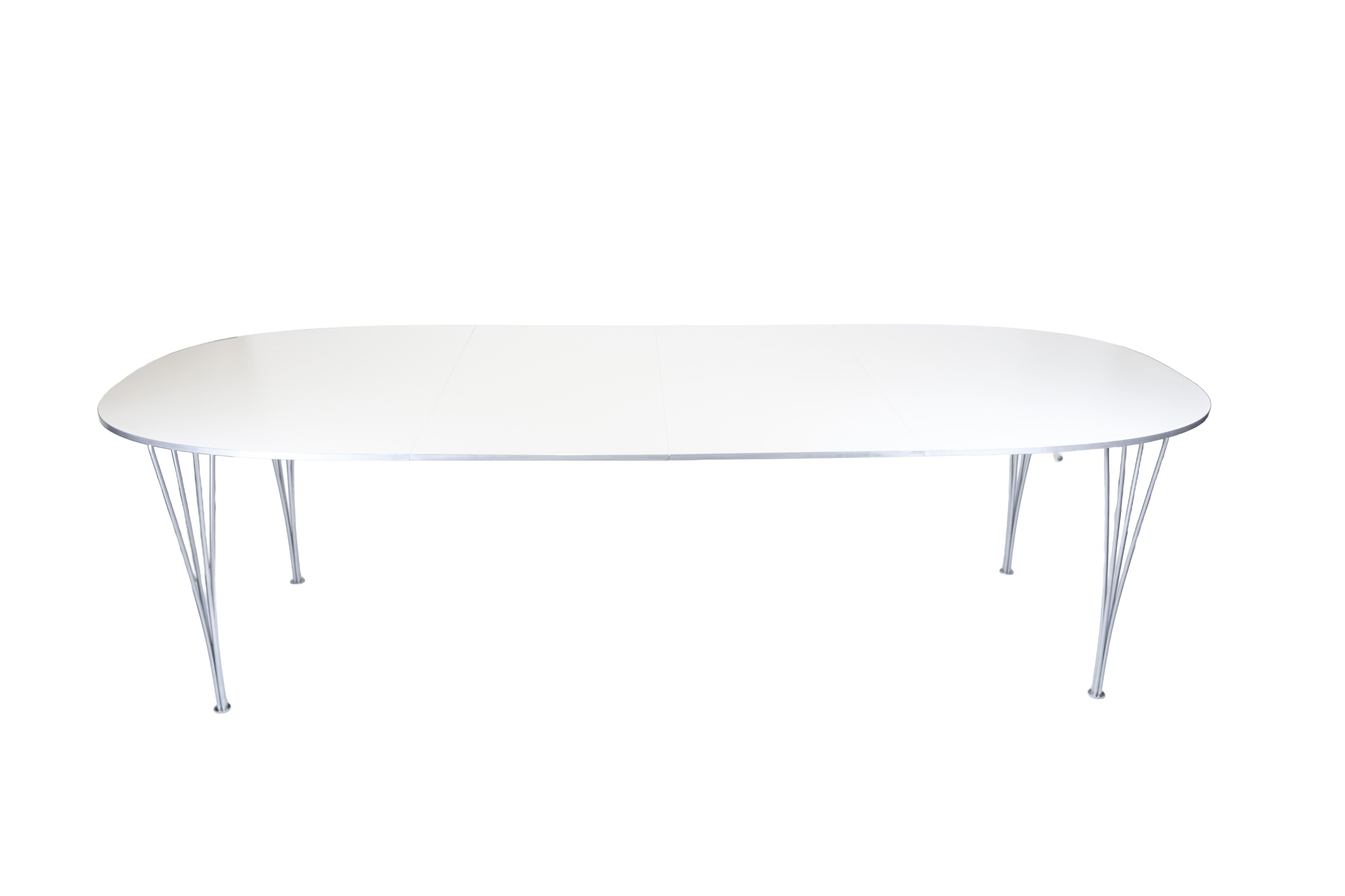 Piet Hein Dining Table Super Ellipse With White Laminate By Arne Jacobsen in vendita 2