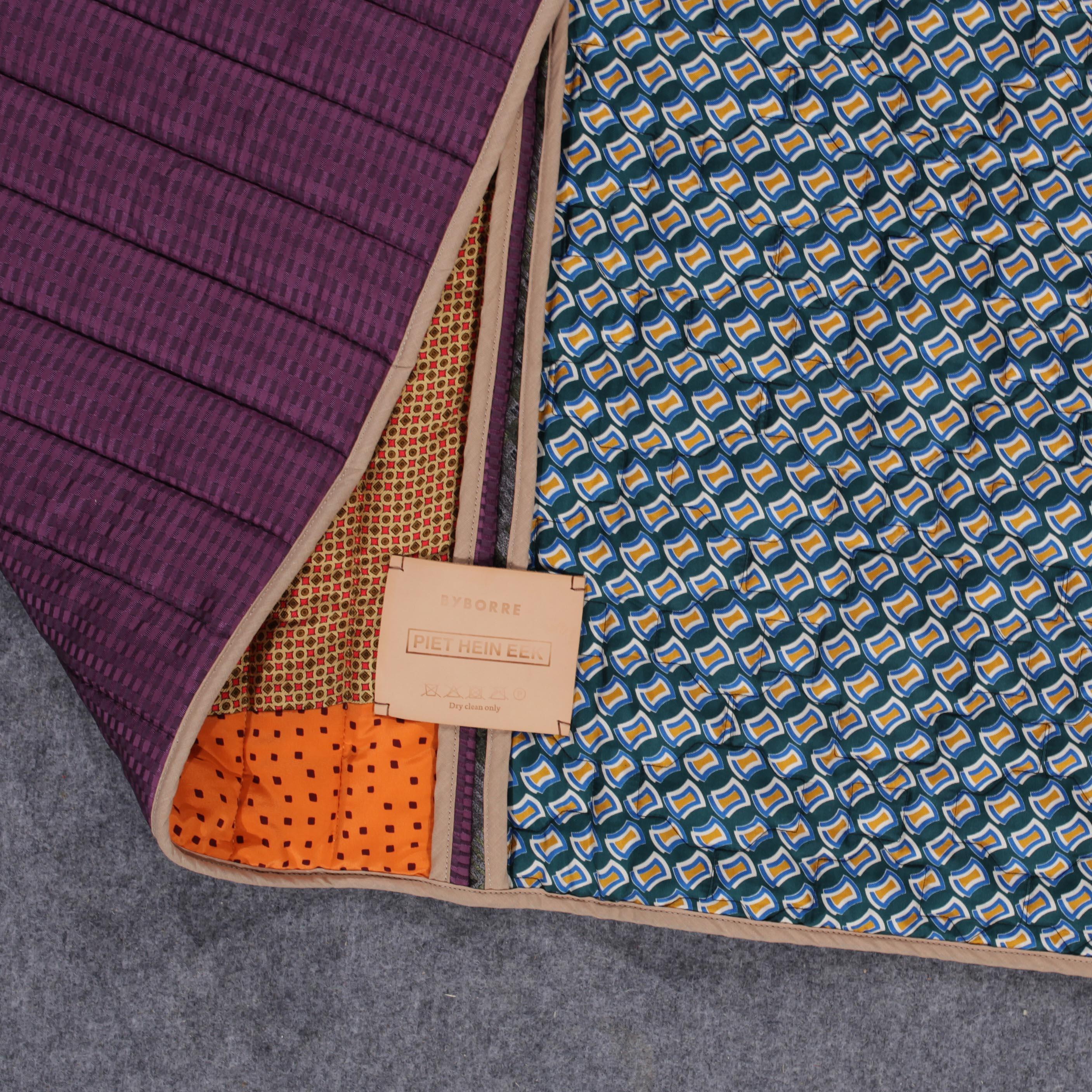 Piet Hein Eek Vintage Italian Silk Quilt Blanket (21. Jahrhundert und zeitgenössisch) im Angebot