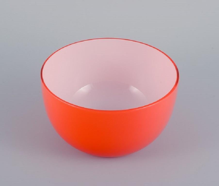 Piet Hein for Holmegaard. Danish design.
Two orange art glass bowls.
Late 1900s.
In perfect condition.
Sticker.
Dimensions: d 18.0 x h 10.0 cm.
Dimensions: d 9.9 x h 6.5 cm.