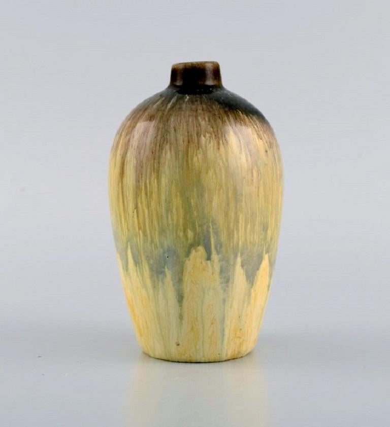 Mid-Century Modern Pieter Groeneveldt , Dutch Ceramicist. Vase in Glazed Ceramics
