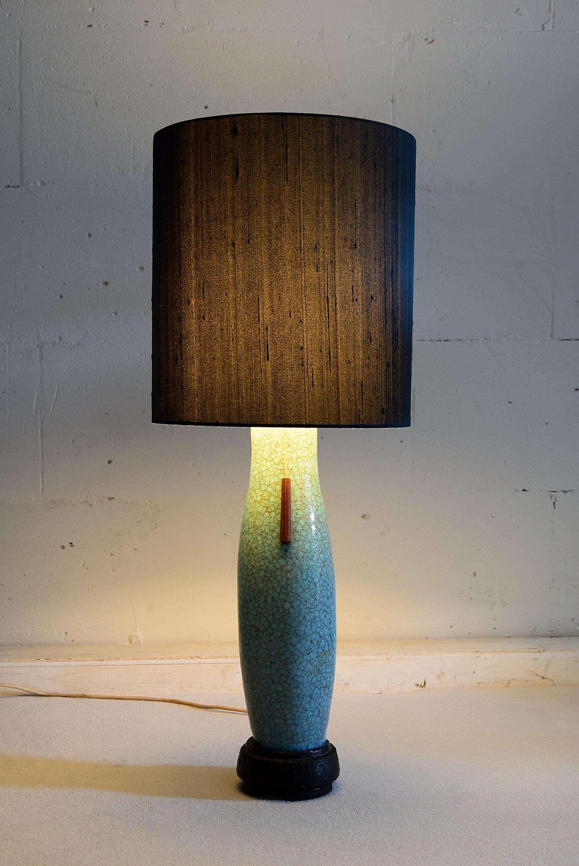 Mid-Century Modern Pieter Groeneveldt Rare Craquelé Ceramic Table Lamp Midcentury en vente