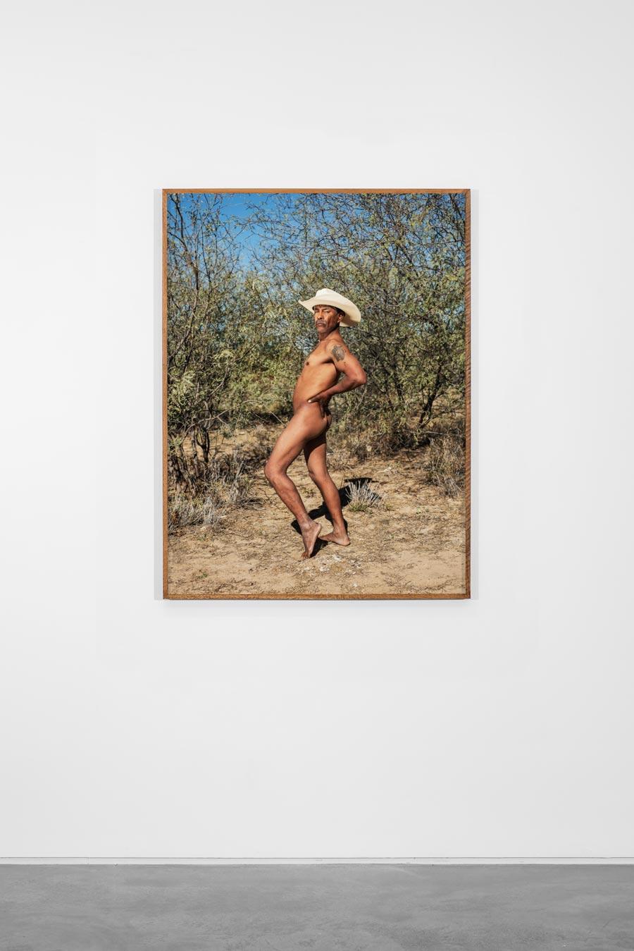 The Mirthful Cowboy, Oaxaca de Juárez, 2019 - Pieter Hugo (Colour Photography)
Signed on reverse
Archival pigment print

Available in two sizes:
47 x 35 1/2 inches, edition of 7 + 2 APs
63 x 47 inches, edition of 7 + 2 APs

Pieter Hugo (born 1976)