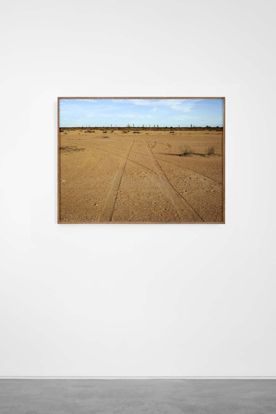 The Road that Goes Nowhere, Sonora, 2019 - Pieter Hugo (Colour Photography) For Sale 1
