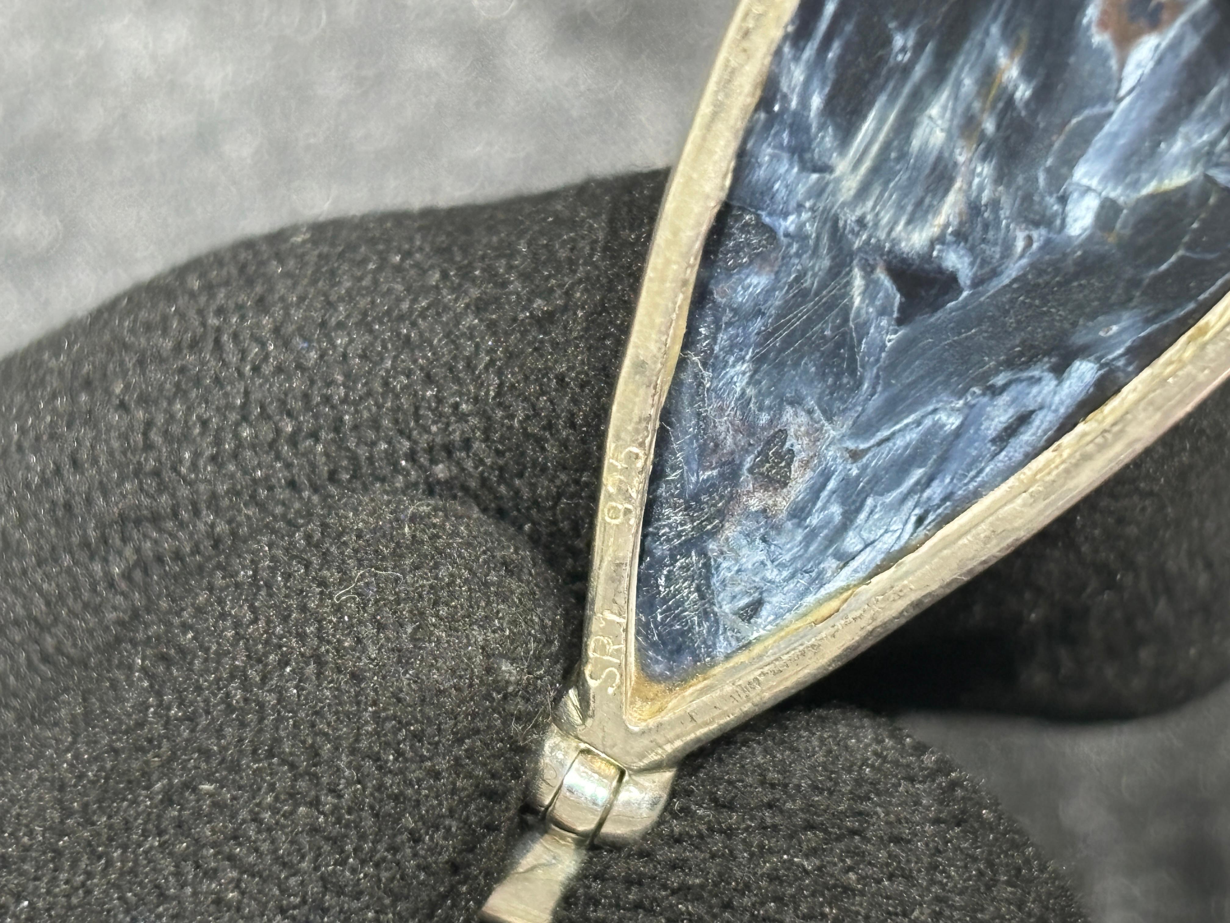 Ciondolo di pietersite in argento sterling 925 In condizioni ottime in vendita a Hua Hin, TH