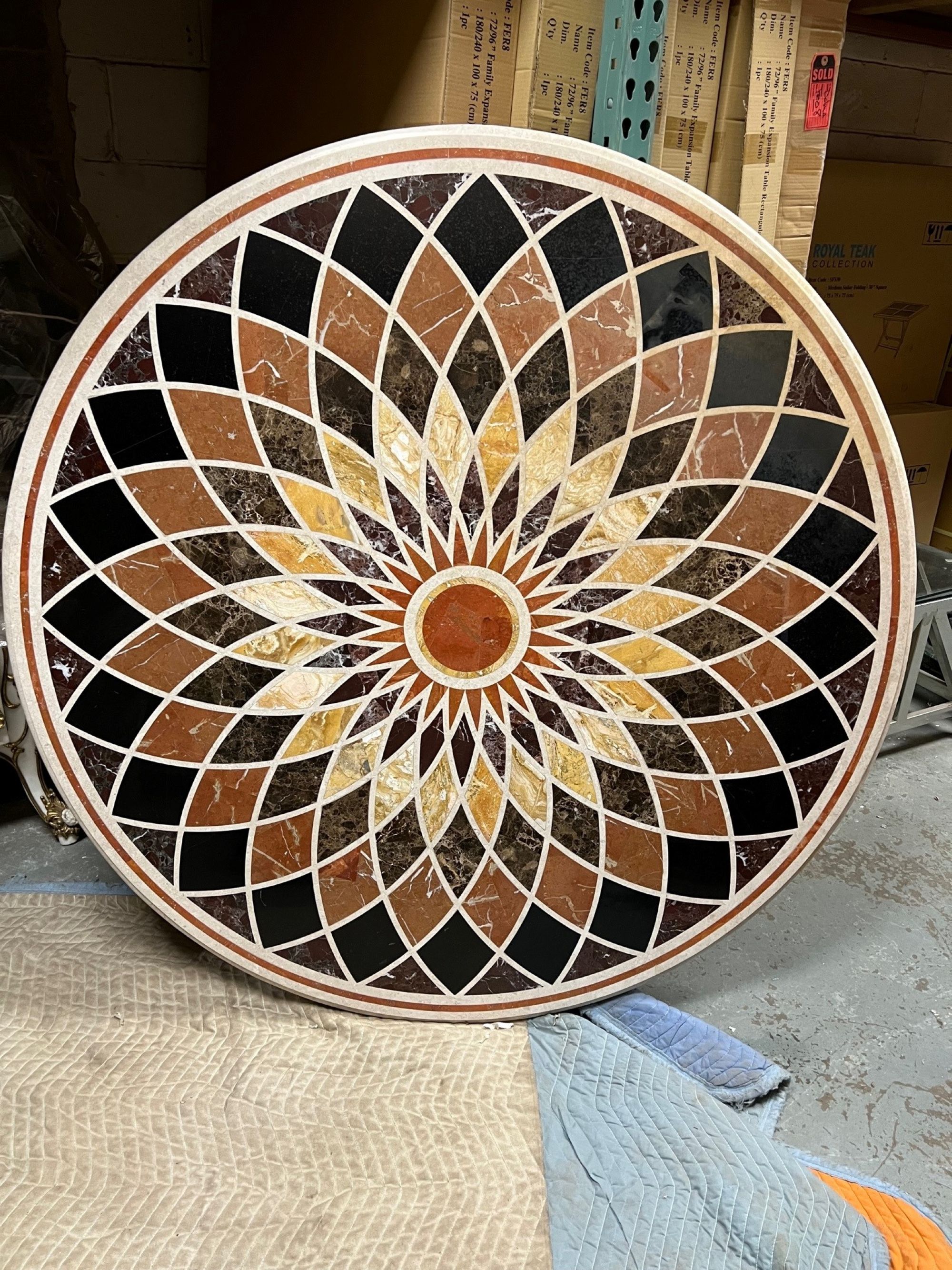 Mesa redonda de mármol y mosaico de piedra "Pietra Dura 60