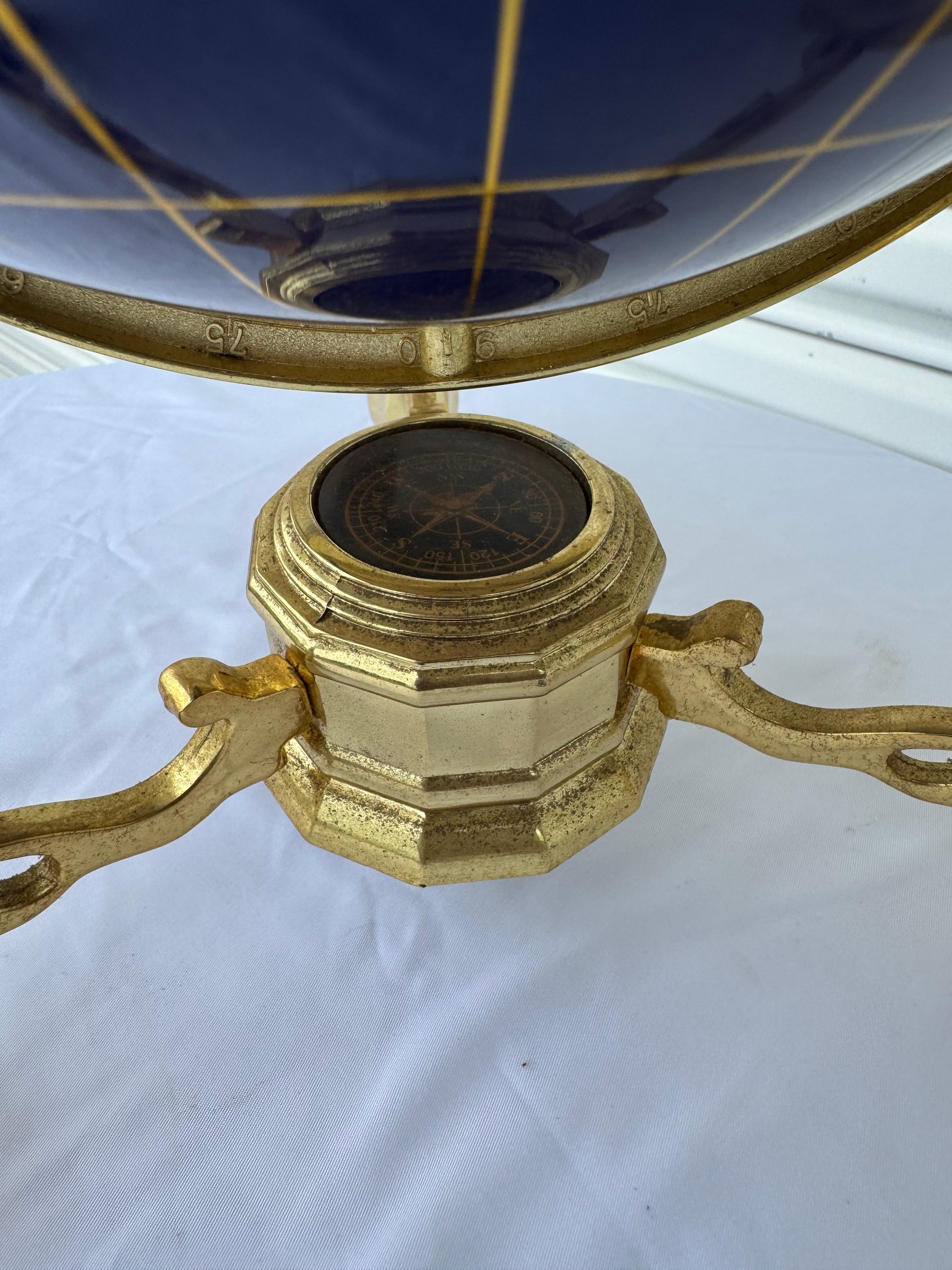 Pietra Dura and Brass Globe Attributed to Maitland Smith In Good Condition For Sale In Pasadena, TX