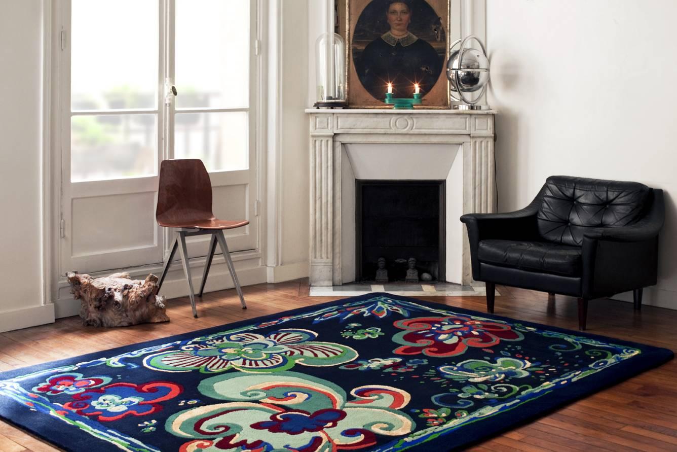 'Pietra Dura' is produced either as a unique piece, or in up to a maximum of nine copies. The selection of the bright colored wool was carefully carried out in close collaboration with the artists, and then hand-tufted by Pinton.

Typical of the