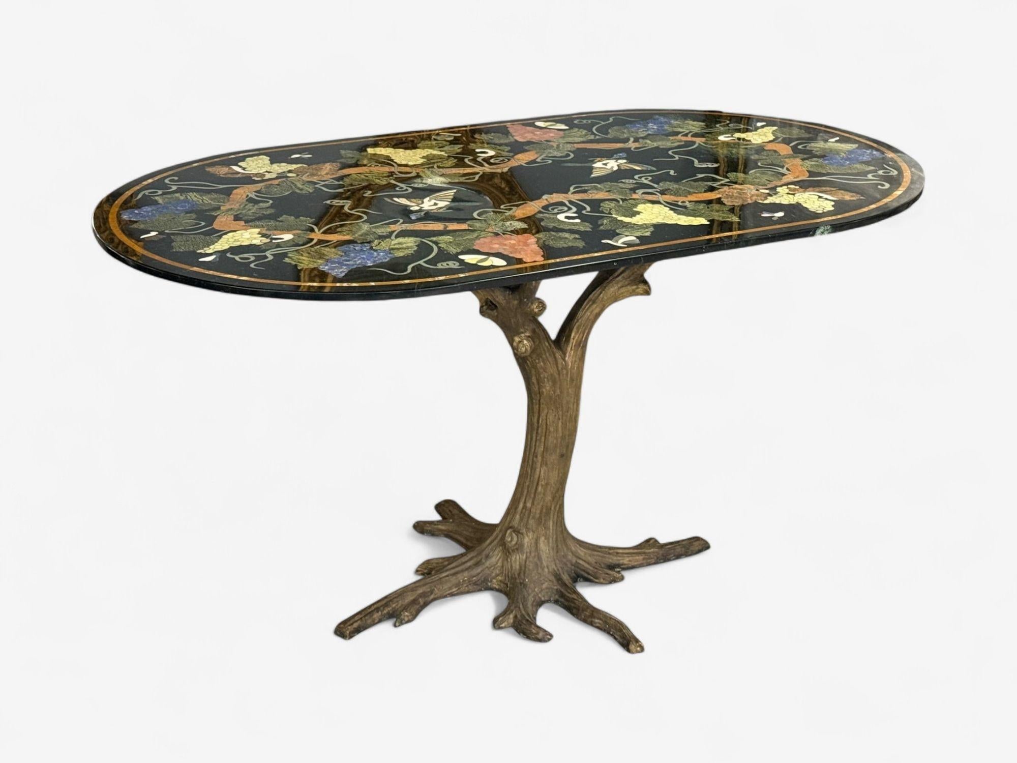 Pietra Dura, marbre incrusté, plateau de table centrale italienne, Italie, années 1920 Bon état - En vente à Manhasset, NY