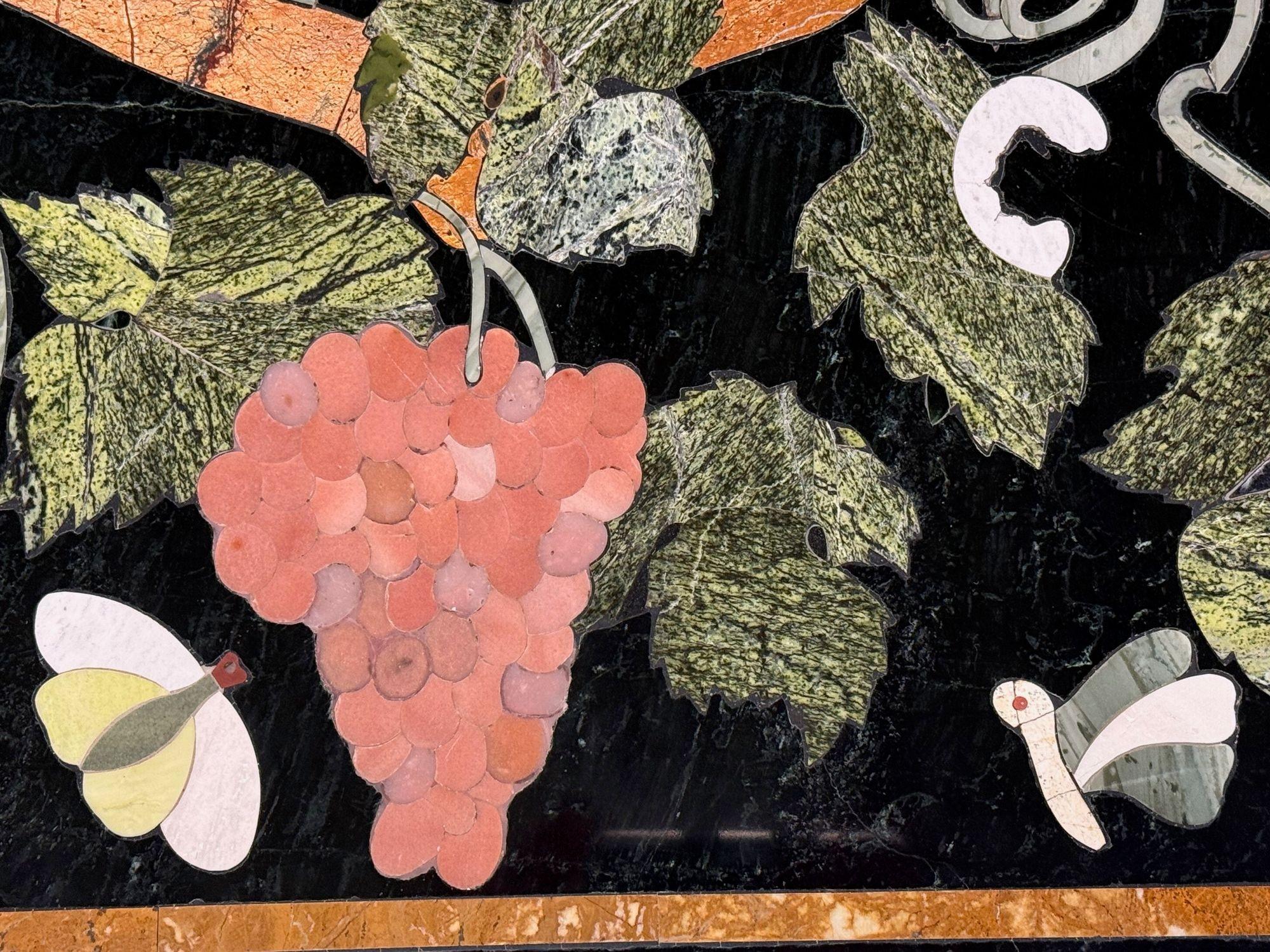 Pietra Dura, marbre incrusté, plateau de table centrale italienne, Italie, années 1920 en vente 4