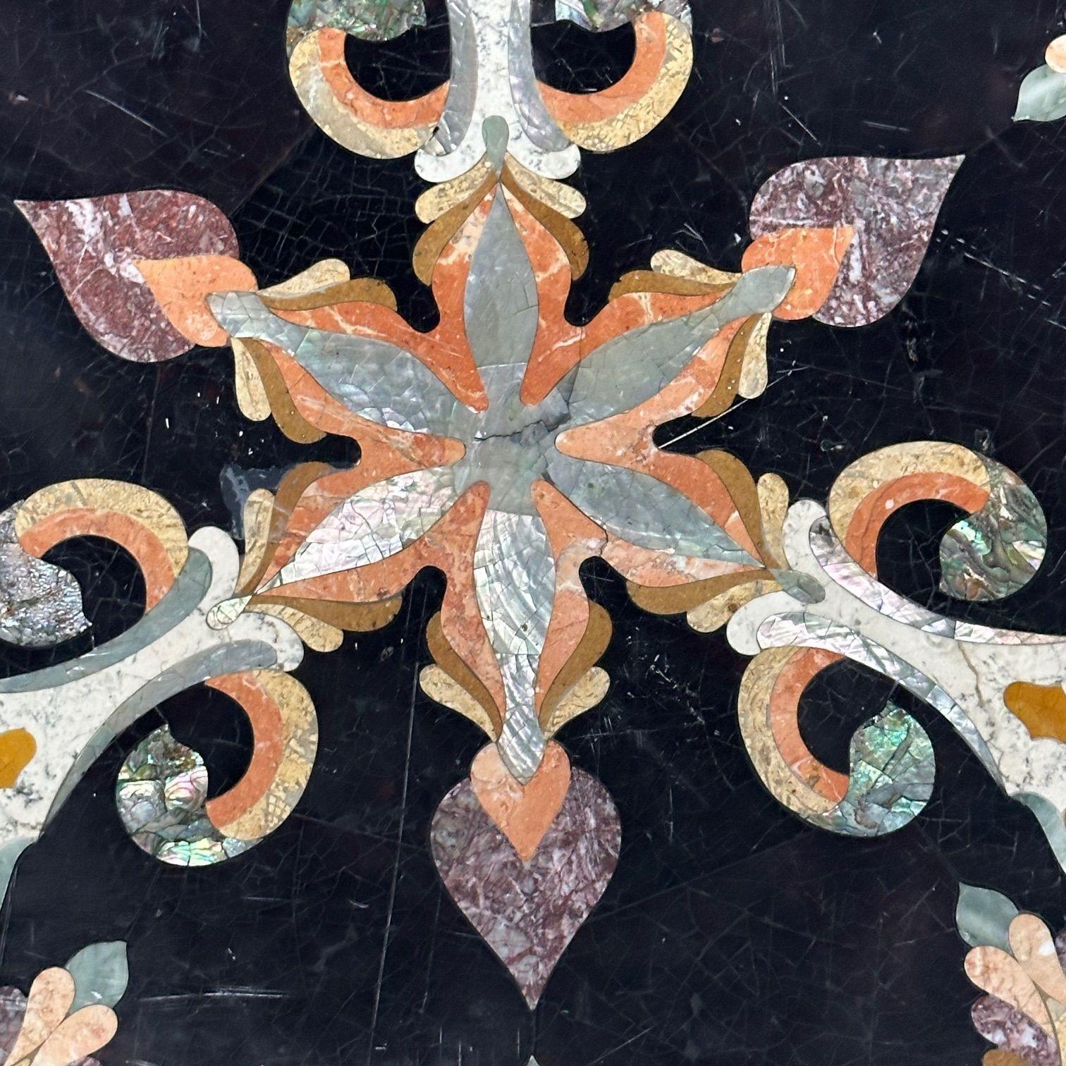 Pietra Dura, Italienische moderne runde Tischplatte aus der Mitte des Jahrhunderts, Marmor, Perlmutt 4