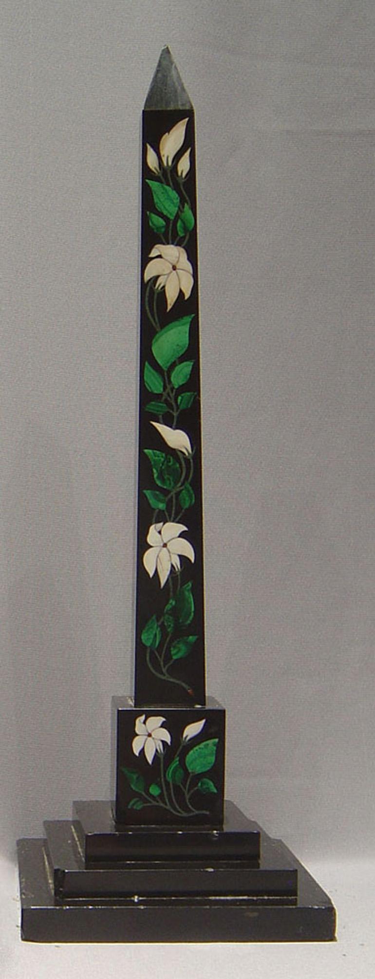 Obelischi in pietra dura, Derbyshire, Inghilterra, circa 1840 In condizioni buone in vendita a London, GB